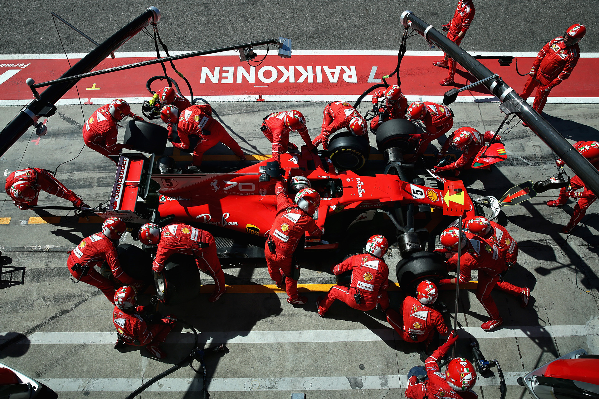 Sebastian Vettel, de Ferrari, fue tercero