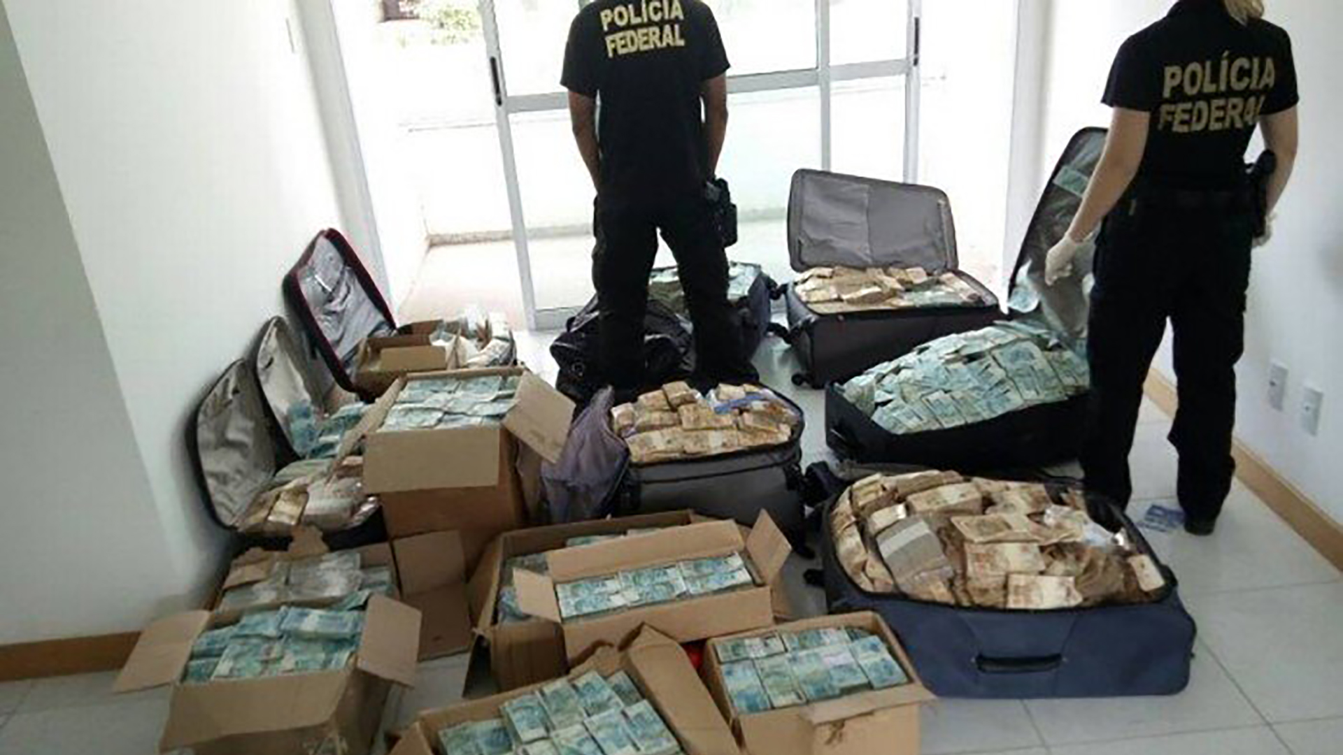 Así encontraron los milllones de Geddel Vieira Lima. Estaban escondidos en maletas en su casa
