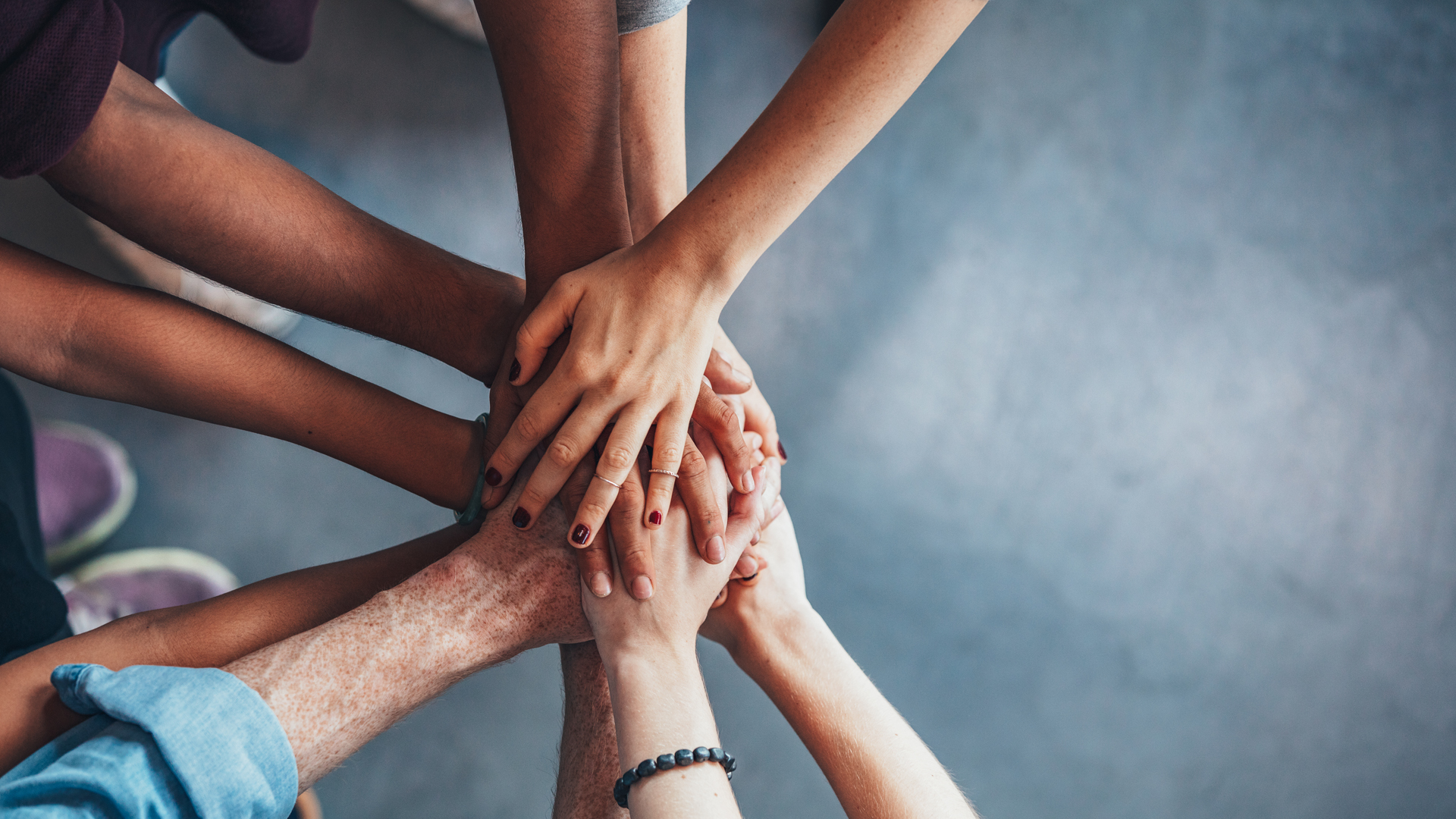 La cooperación y la compresión no son una capacidad innata, se construyen (iStock)