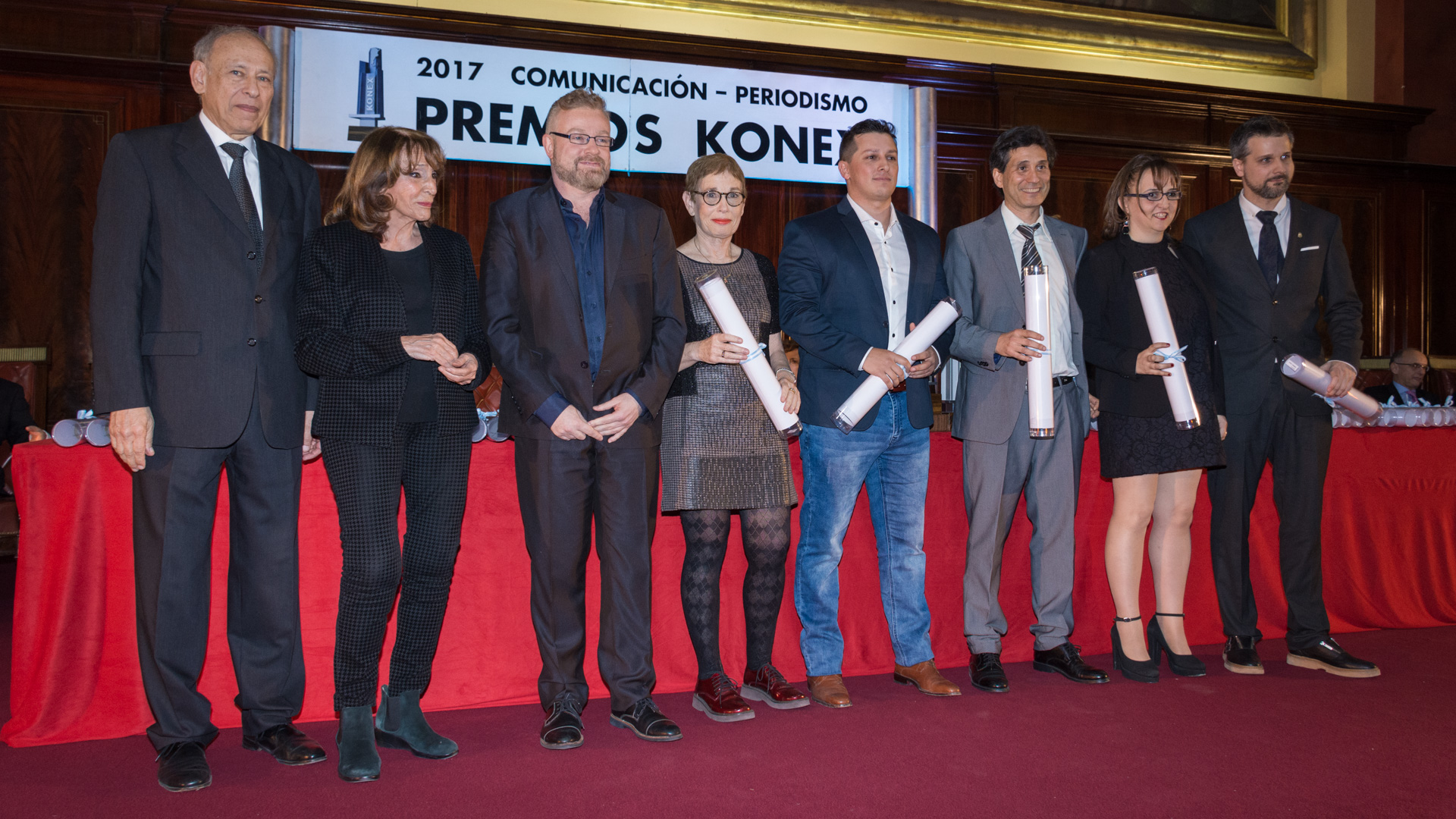 Científica: Nora Bär, Federico Kukso, Matías Loewy, Valeria Román y Lucas Viano