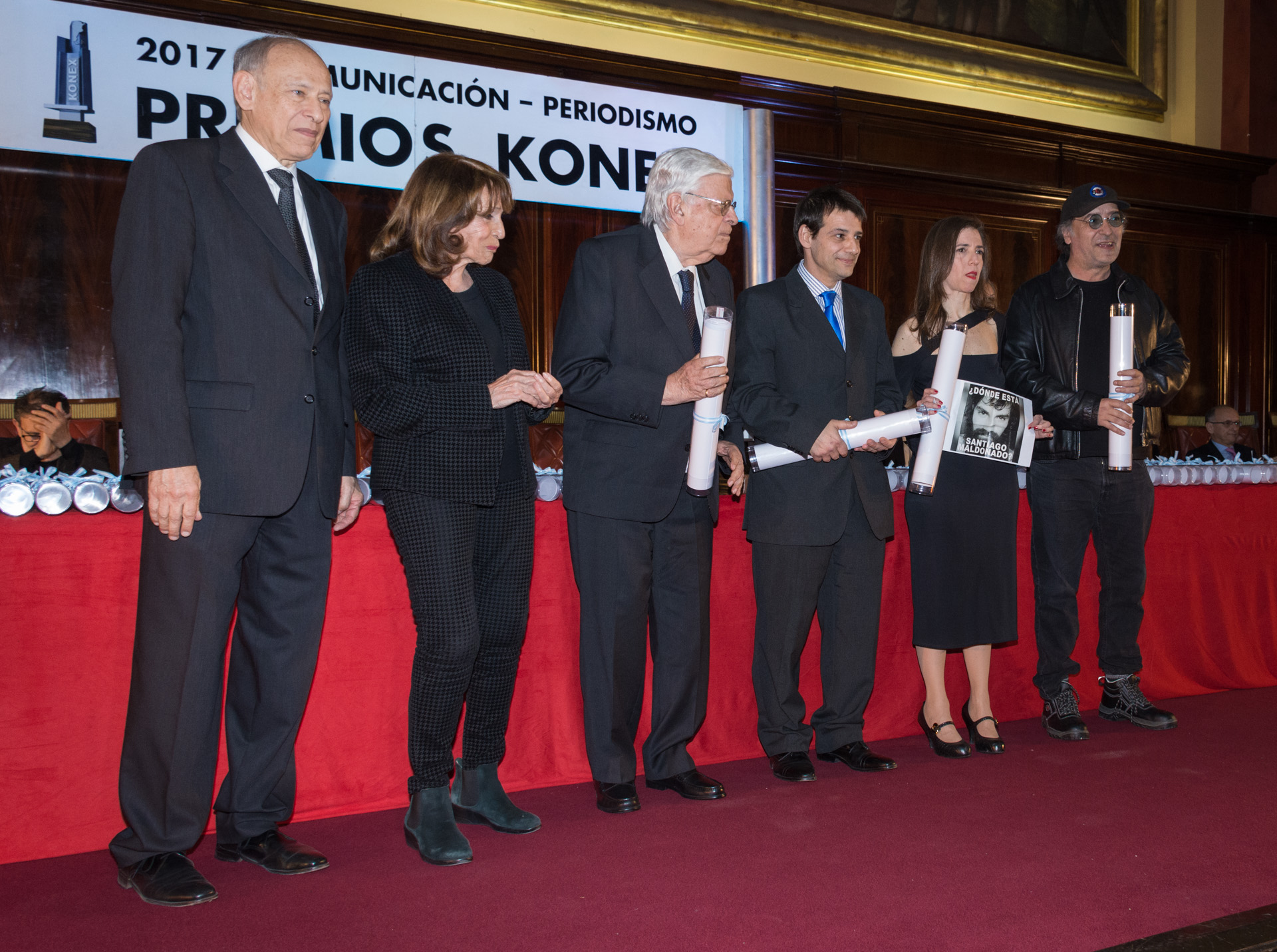 Humor: Hermenegildo Sábat, Ingrid Beck, Martín Bilyk, Alejandro Borensztein y Pedro Saborido. Los premios de esta categoría fueron entregados por Magdalena Ruiz Guiñazú, presidente del Gran Jurado
