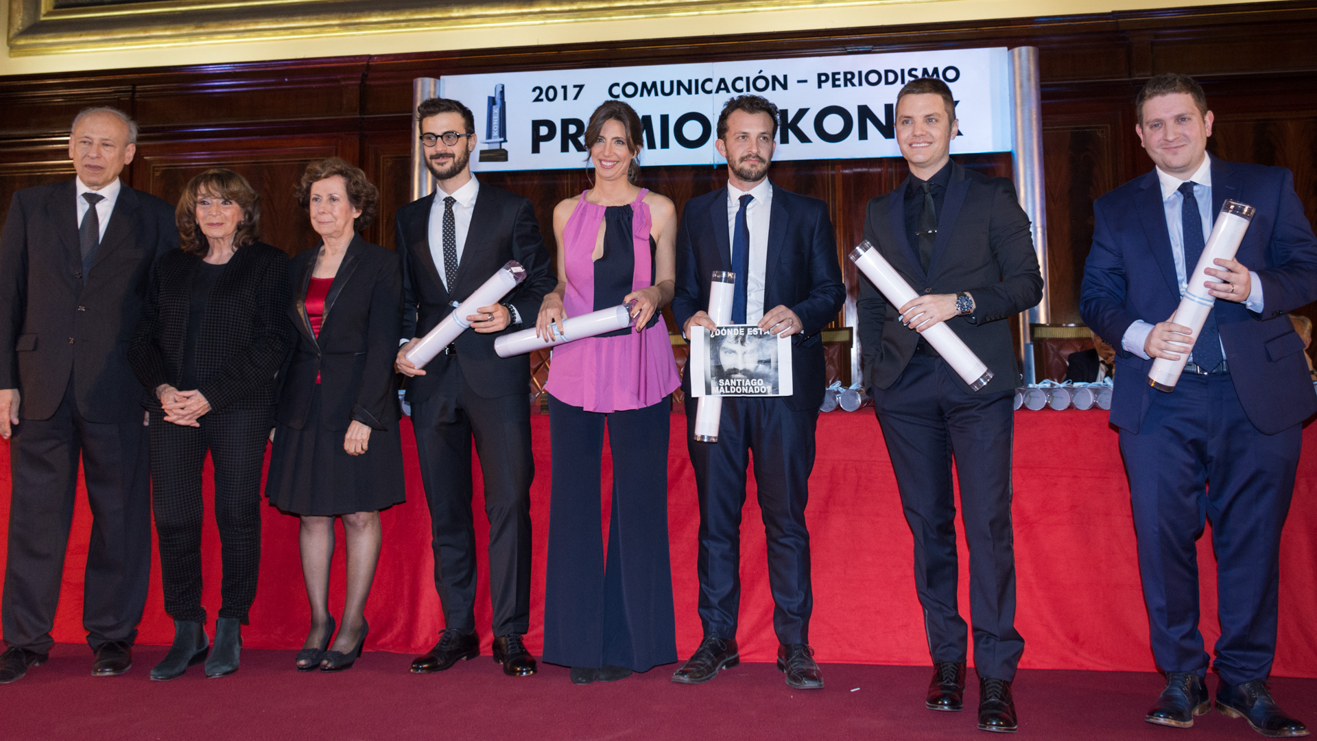 Revelación: los seleccionados en esta categoría fueron Diego Leuco, Luciana Geuna, Alejandro Bercovich, Santiago del Moro y Jonatan Viale. Los premios de esta categoría fueron entregados por Clara Mariño, secretaria general del Gran Jurado