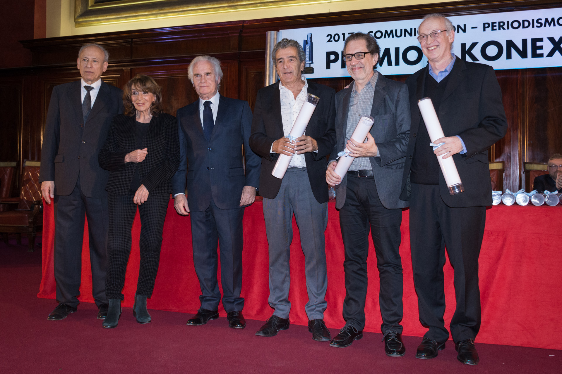 Música Clásica: los ganadores fueron Sandra de la Fuente, Diego Fischerman, Pablo Gianera, Pablo Kohan y Federico Monjeau. Los premios de esta categoría fueron entregados por Ernesto Orlando, secretario general de la Fundación Konex