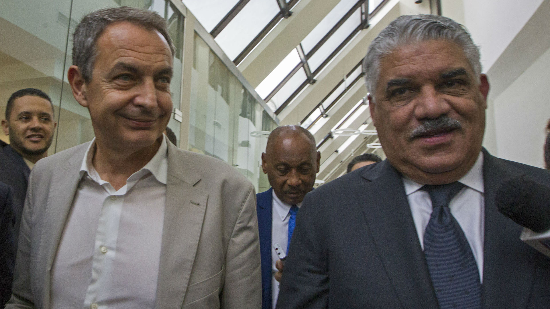 Rodríguez Zapatero y el presidente dominicano Medina fueron los impulsores de un diálogo entre la oposición venezolana y el régimen chavista (AFP)