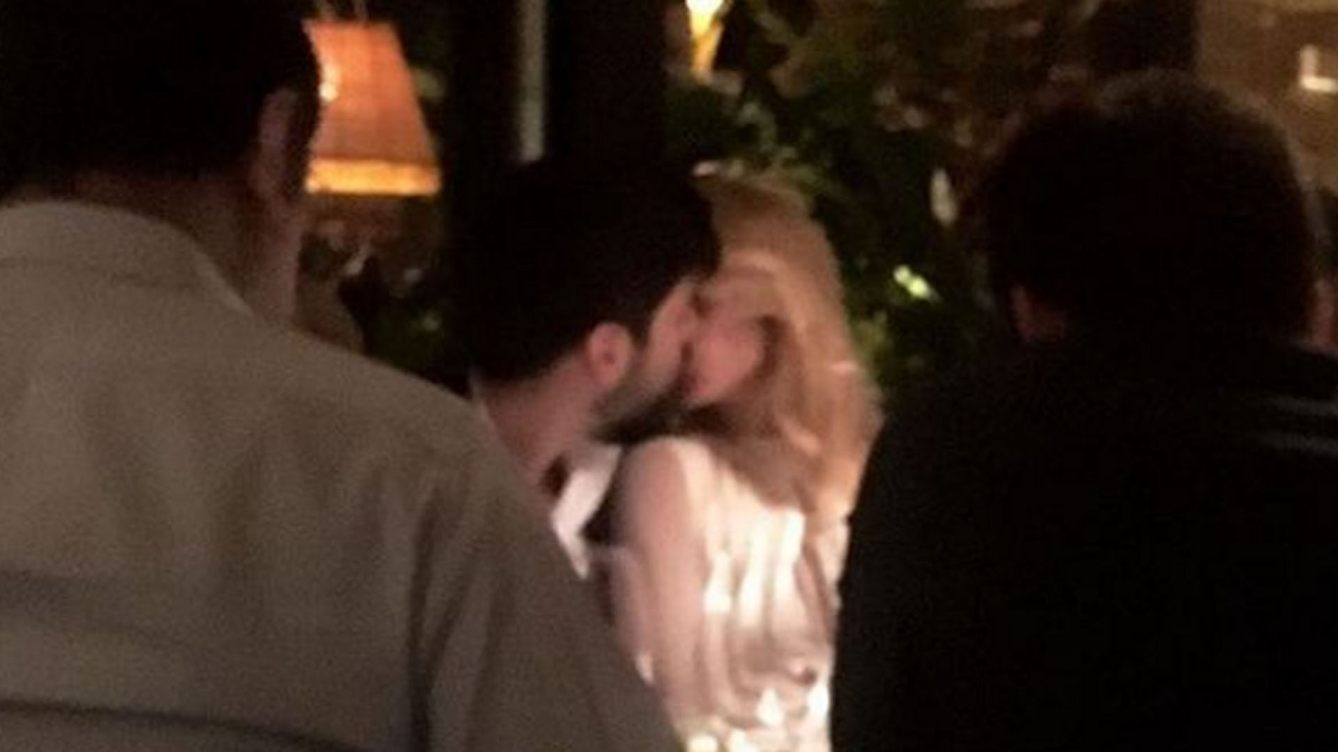 Nicole Neumann y Facundo Moyano se encontraron en Madrid. La modelo y el diputado fueron a cenar y se mostraron muy acaramelados ¡Romance confirmado!