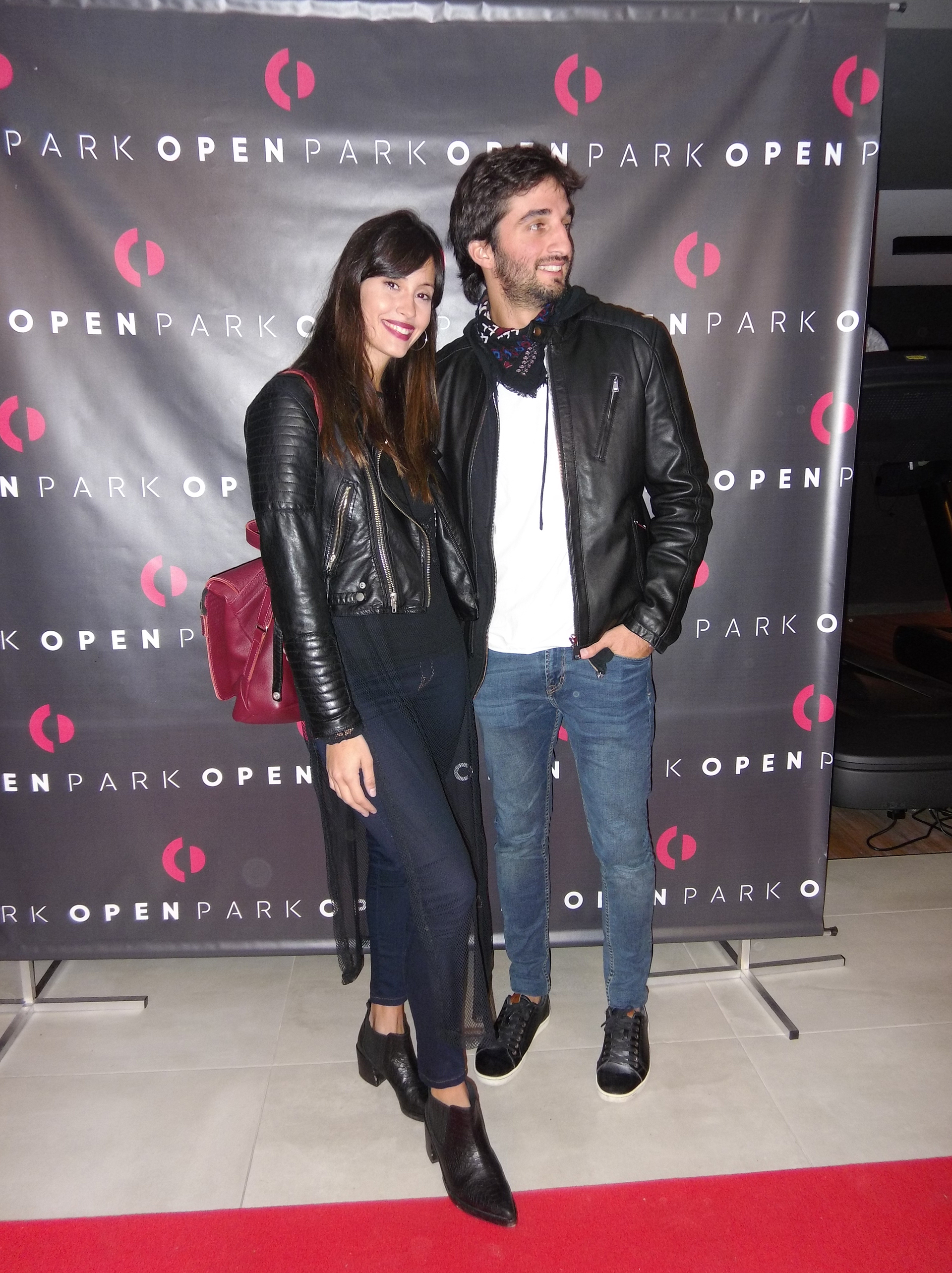 La modelo Nicole Luis y Juan Pérsico, músico y productor de Agapornis.
