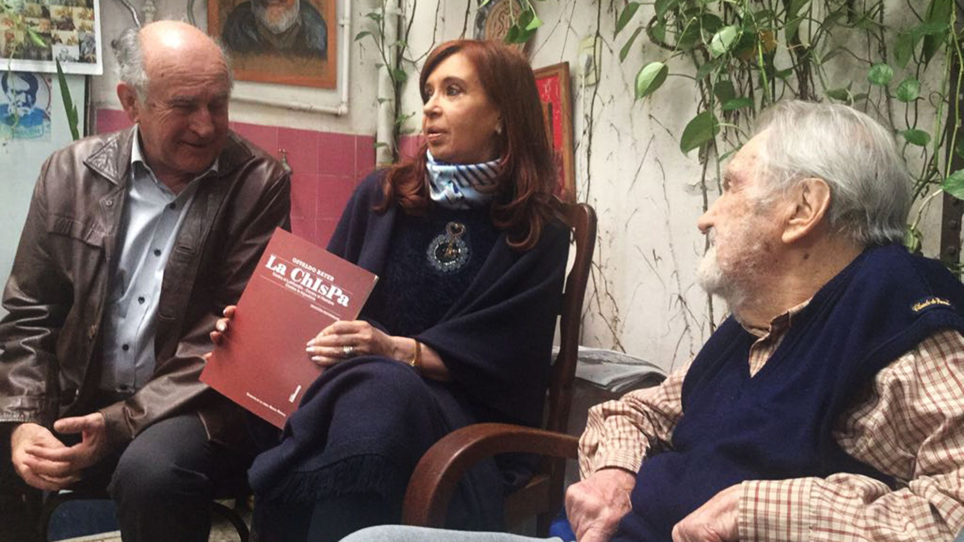 Cristina Kirchner con Osvaldo Bayer 1920