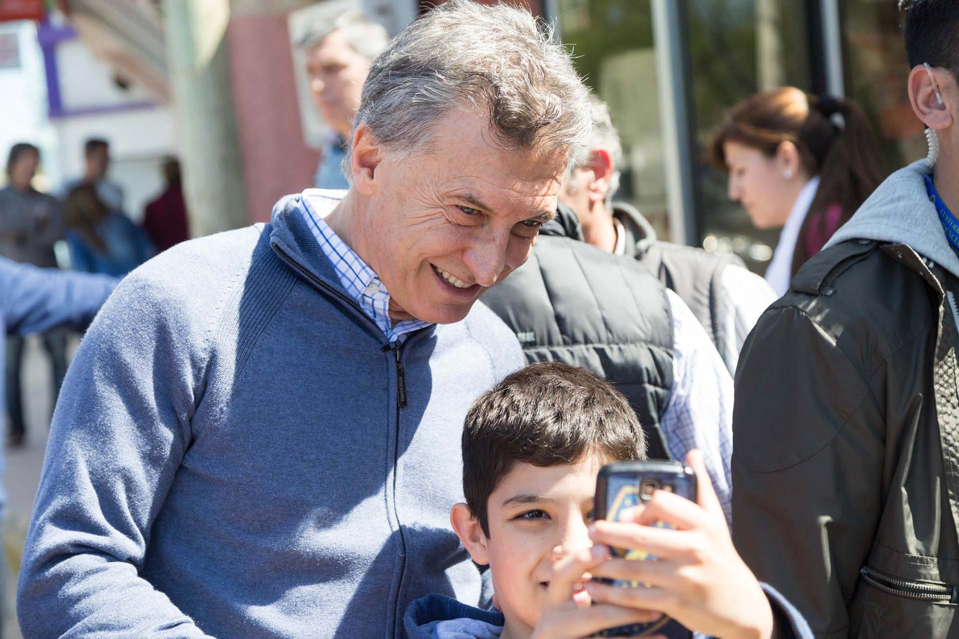 El Jefe de Estado encabezó el primer timbreo nacional luego de las PASO