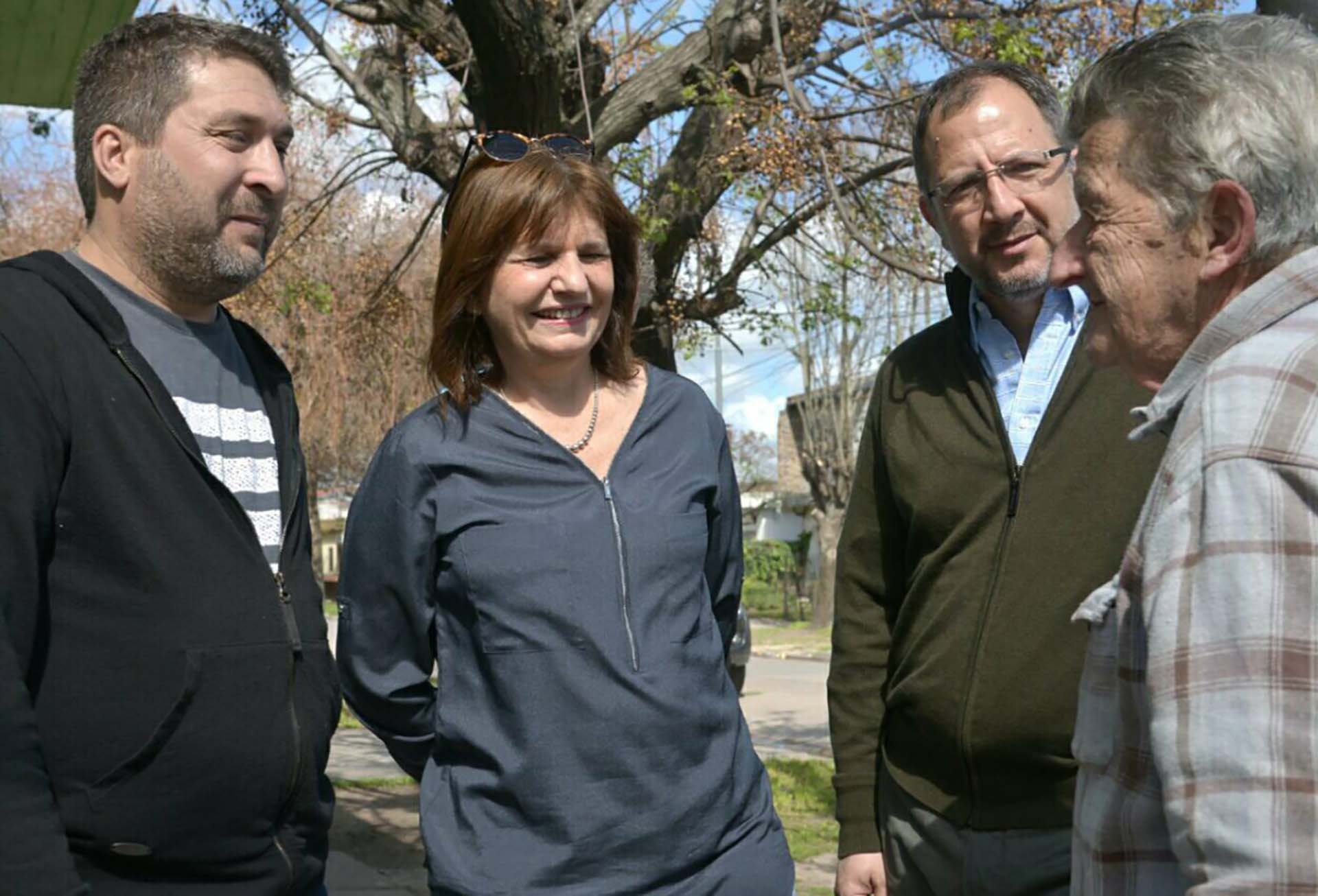 La ministra de Seguridad, Patricia Bullrich, junto a Fabián Perechodnik, Secretario General del Gobierno de la provincia de Buenos Aires