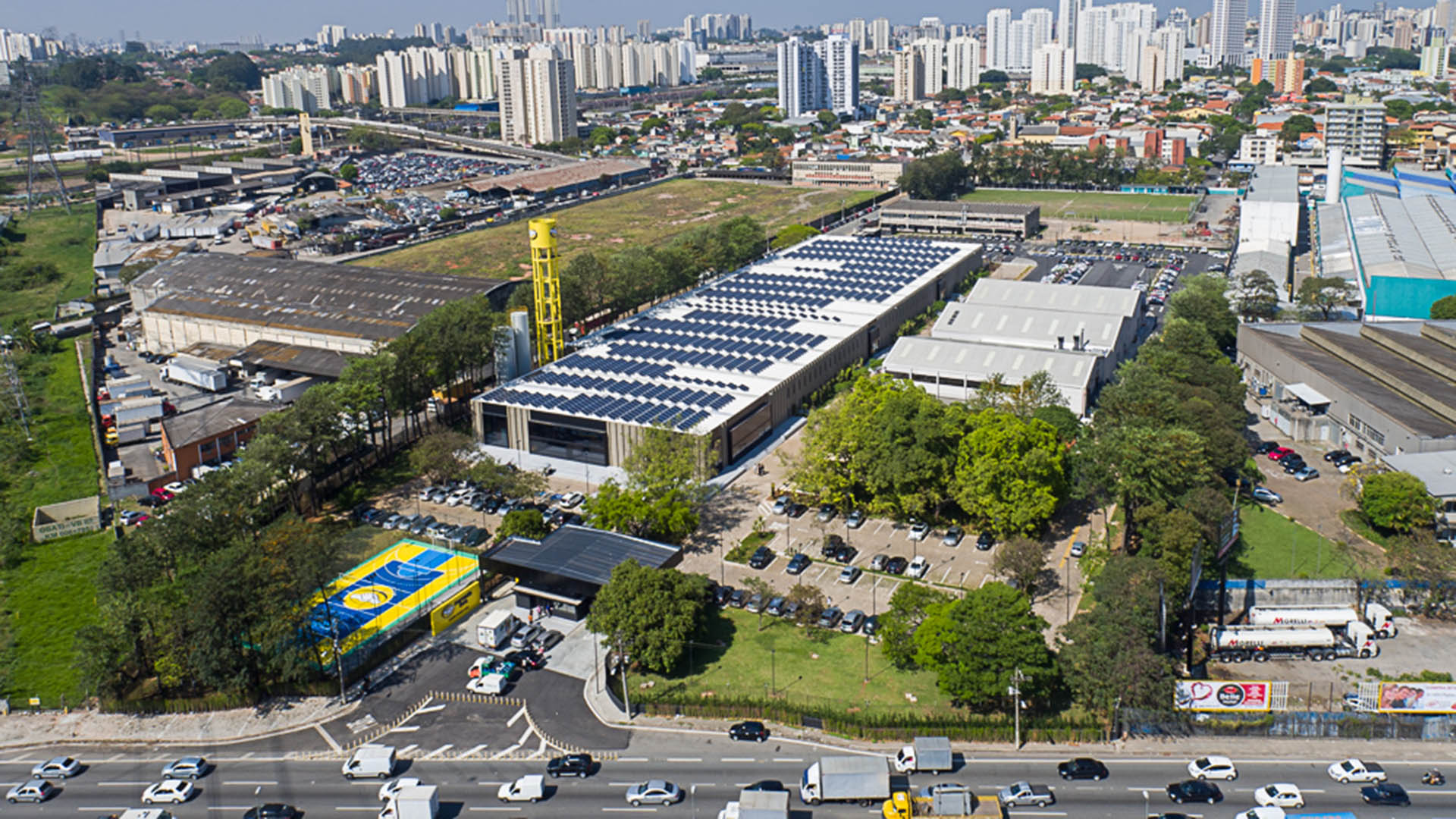 El imponente edificio de Mercado Libre en San Pablo, Brasil