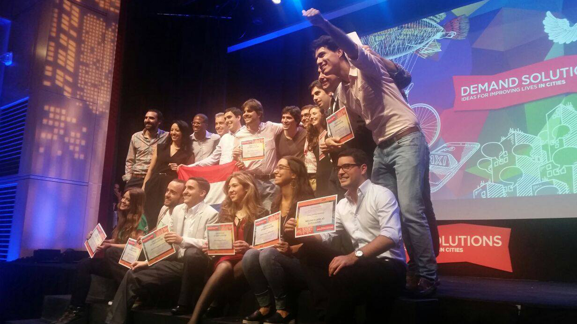 En el país emergió toda una nueva generación de emprendedores talentosos que le ha dado a la creatividad un valor central en sus actividades productivas y comerciales (MB)