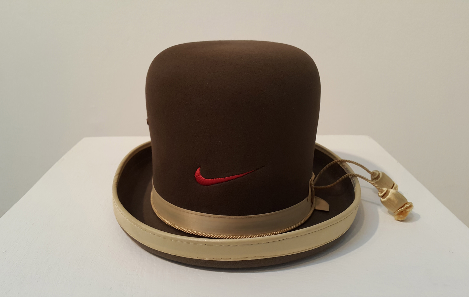 José Ballivián, “Chola Nike”, 2015