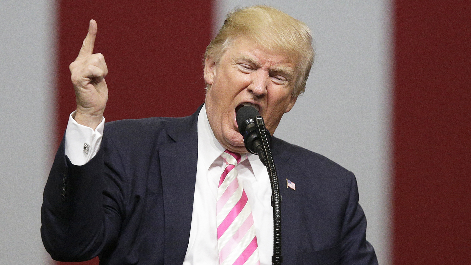 Donald Trump en el mitín de Alabama el viernes 22 de septiembre de 2017 (AP)