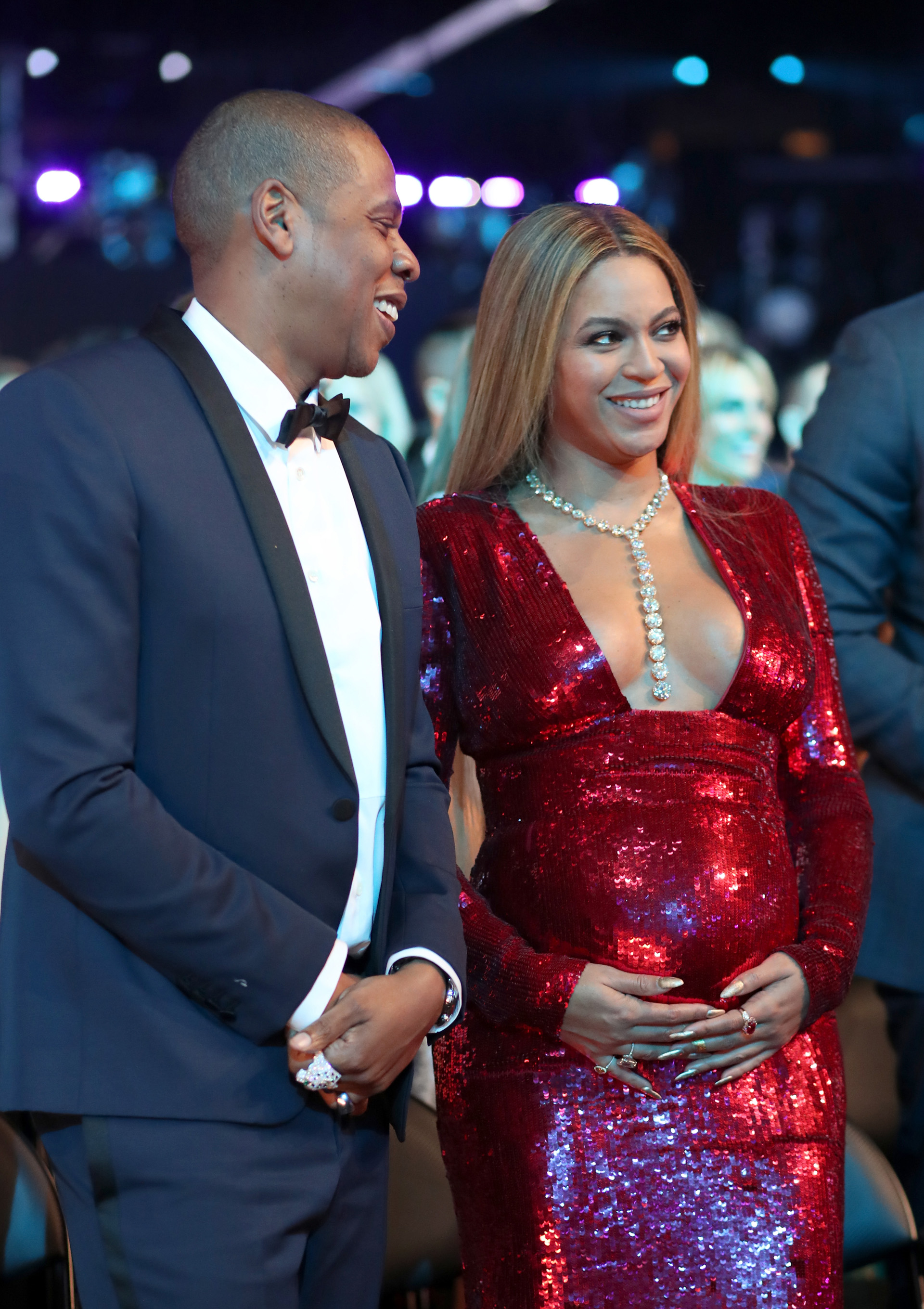 Beyoncé embarazada y Jay Z, juntos en la entrega de los Grammys (Photo by Christopher Polk/Getty Images for NARAS)