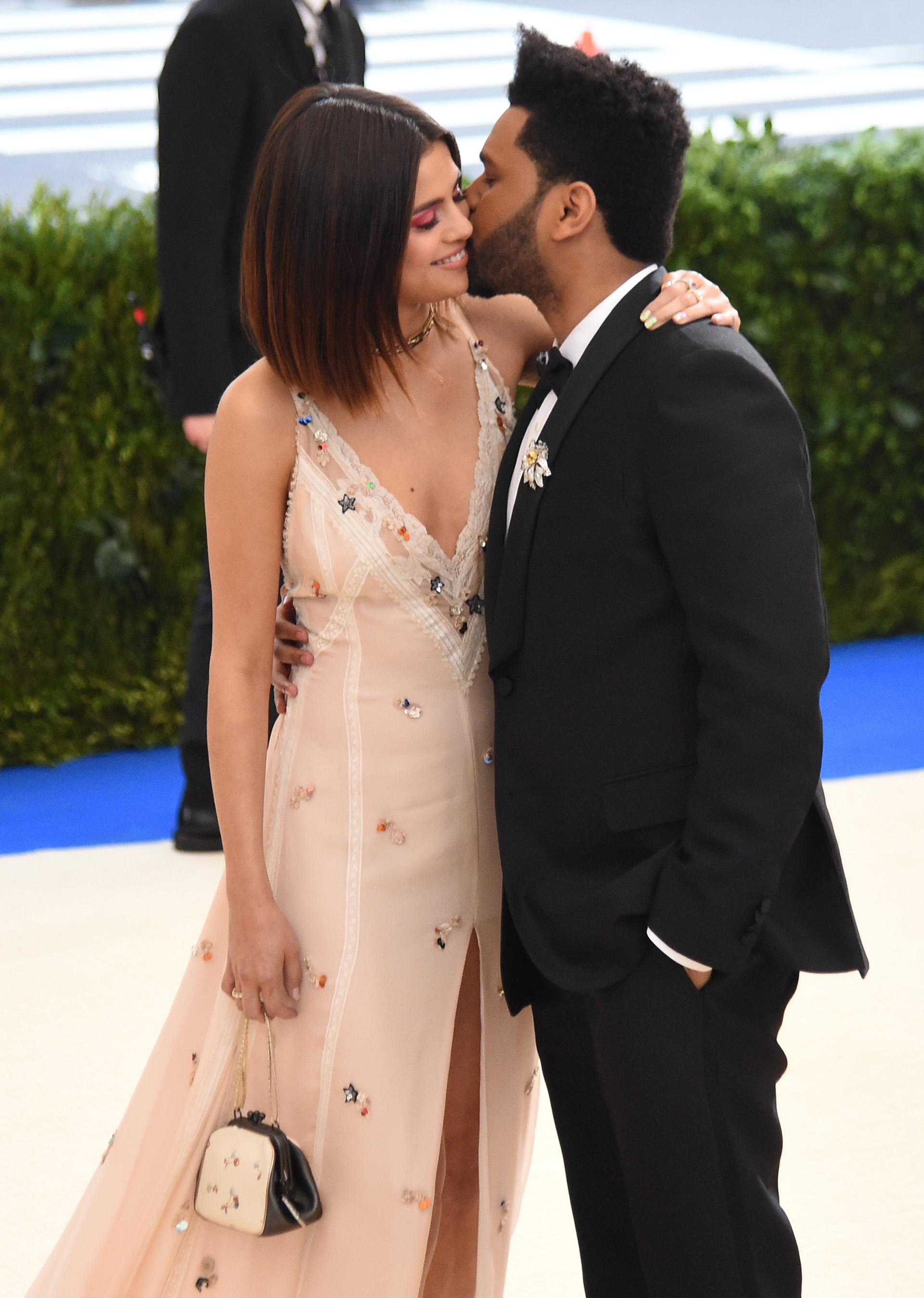 Románticos, la pareja se mostró en la ultima gala del MET (Photo by Nicholas Hunt/Getty Images for Huffington Post)