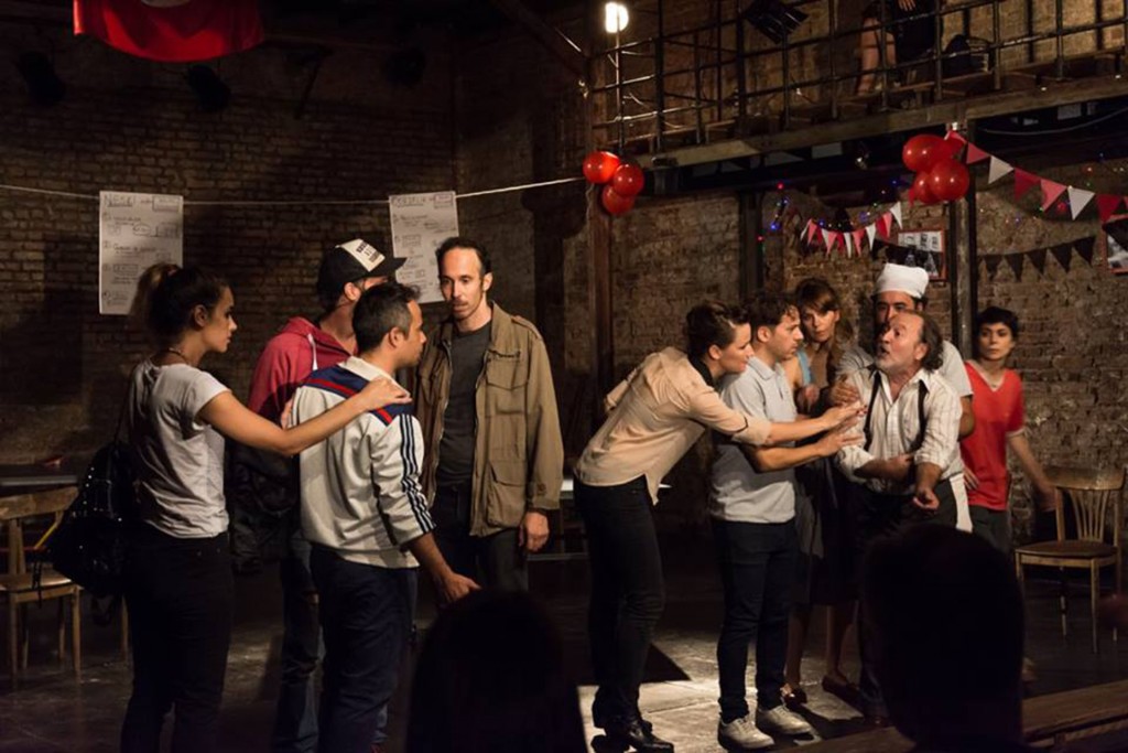 La fiesta del viejo (Diego Mares)