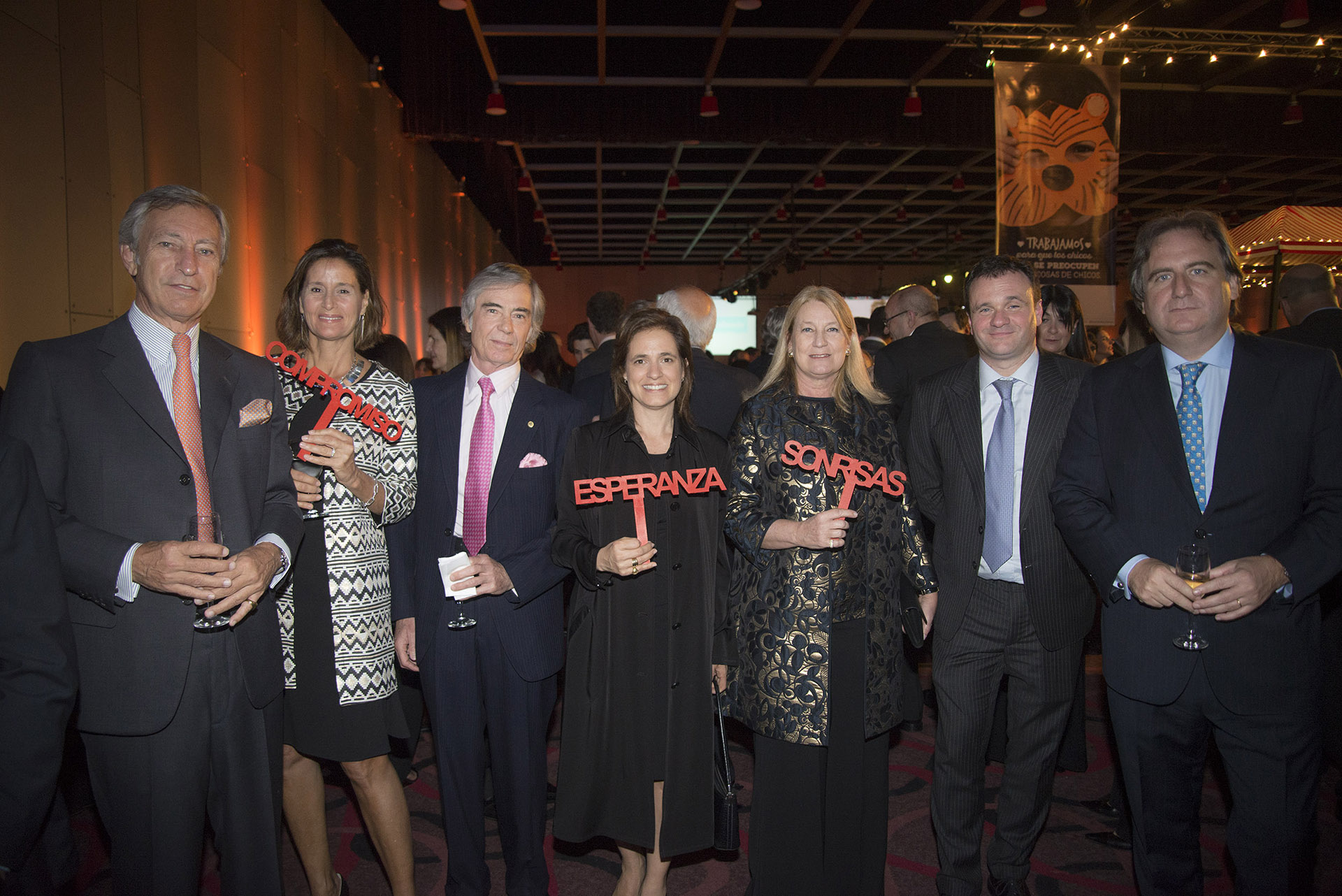 El empresario Germán Neuss, Gabriela Flores Pirán, Charlie Blaquier, Silvina Pueyrredon, María Taquini de Blaquier, Juan Pablo Maglier (director de Relaciones Institucionales de La Rural) y Tato Lanusse