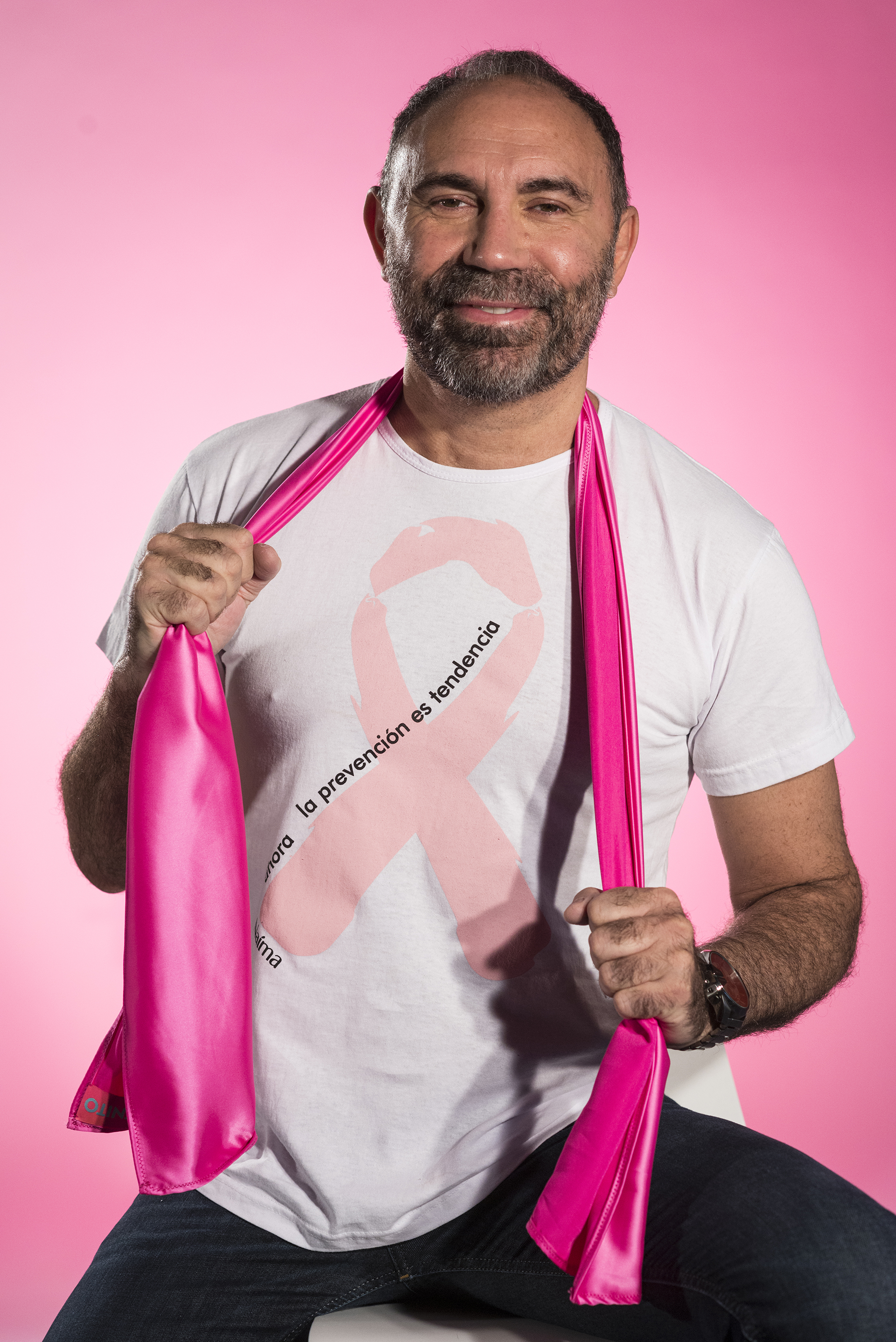 Gabriel Lage -un referente de la alta costura argentina- compartió escena con los demás protagonistas. “En mi profesión me tocó atravesar junto a mis clientes la lucha de esta enfermedad”