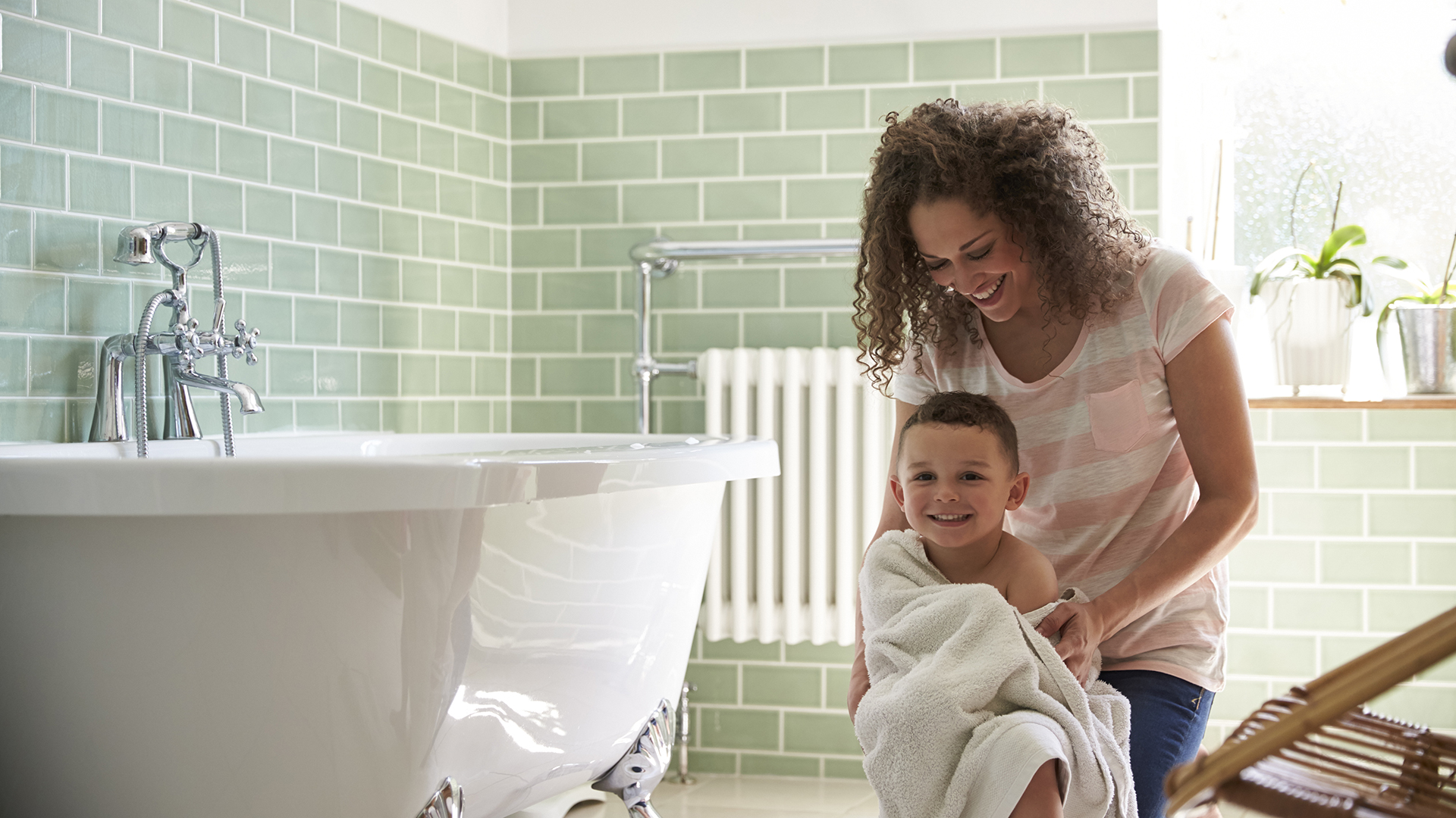 Las madres de la generación Millennial enfrentan desafíos importantes: equilibrar el deseo de ser madres con el trabajo, el propio bienestar y la posibilidad de no resignar sueños personales. (Getty Images)