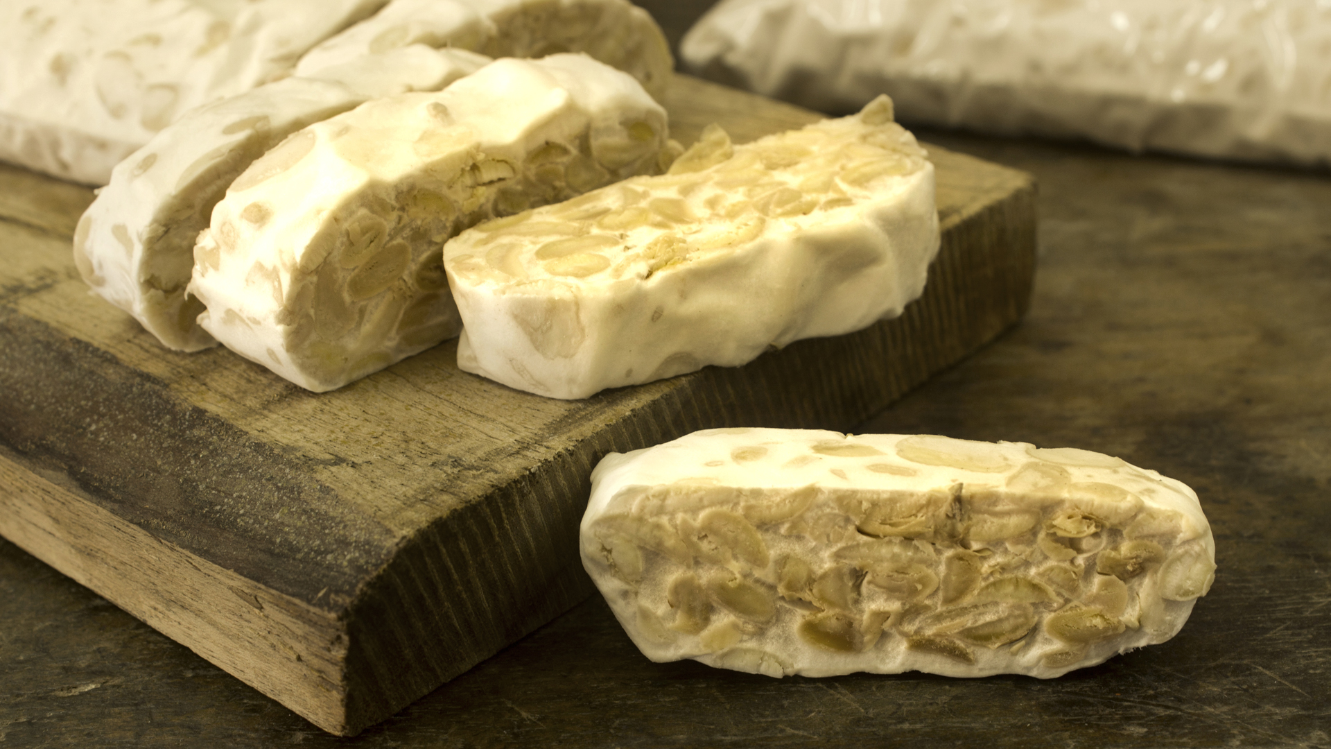 El tempeh es un alimento a base de soja fermentada (Getty Images)