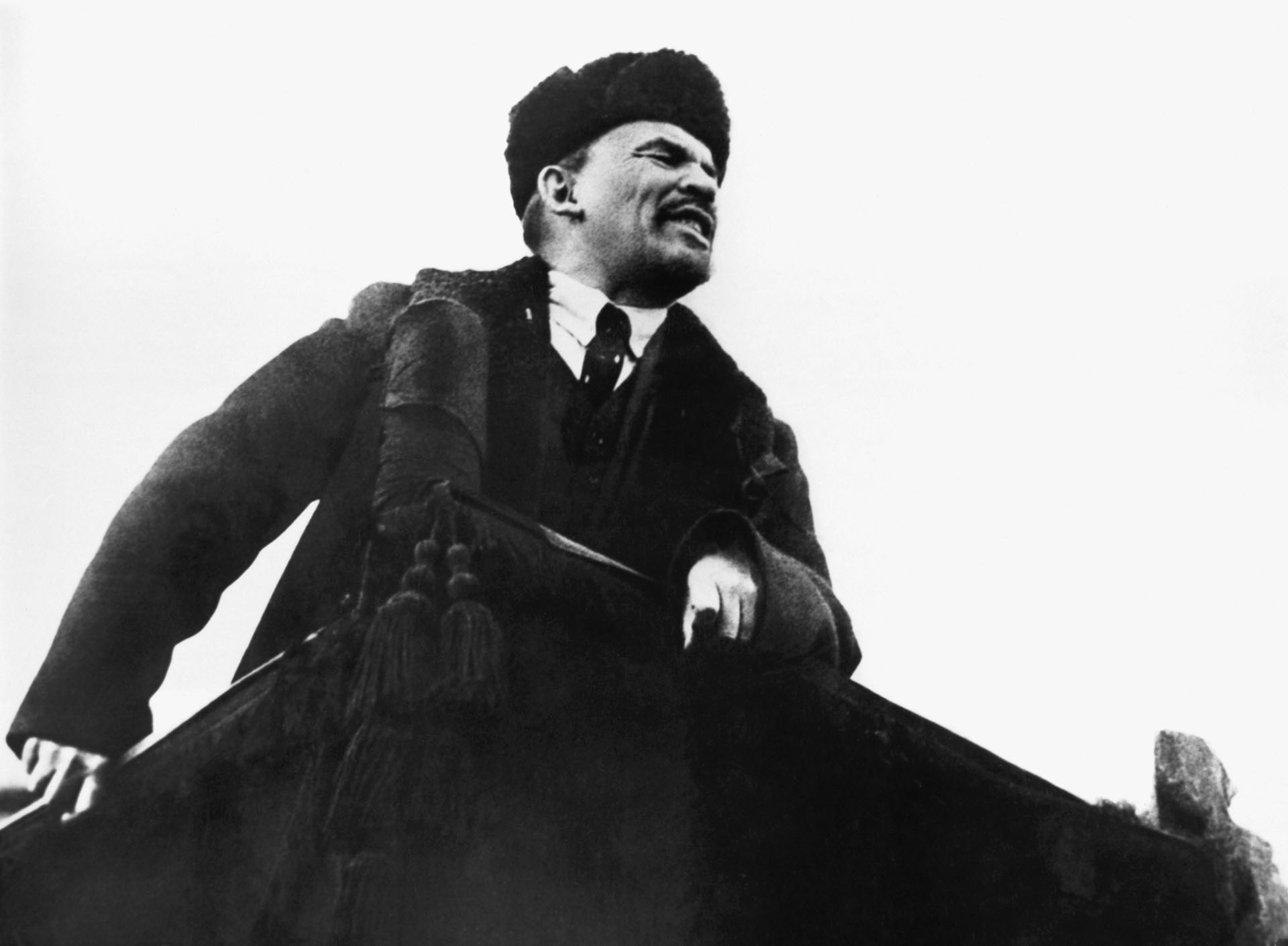 Vladimir Lenin (Photo by © Hulton-Deutsch Collection/CORBIS/Corbis via Getty Images)