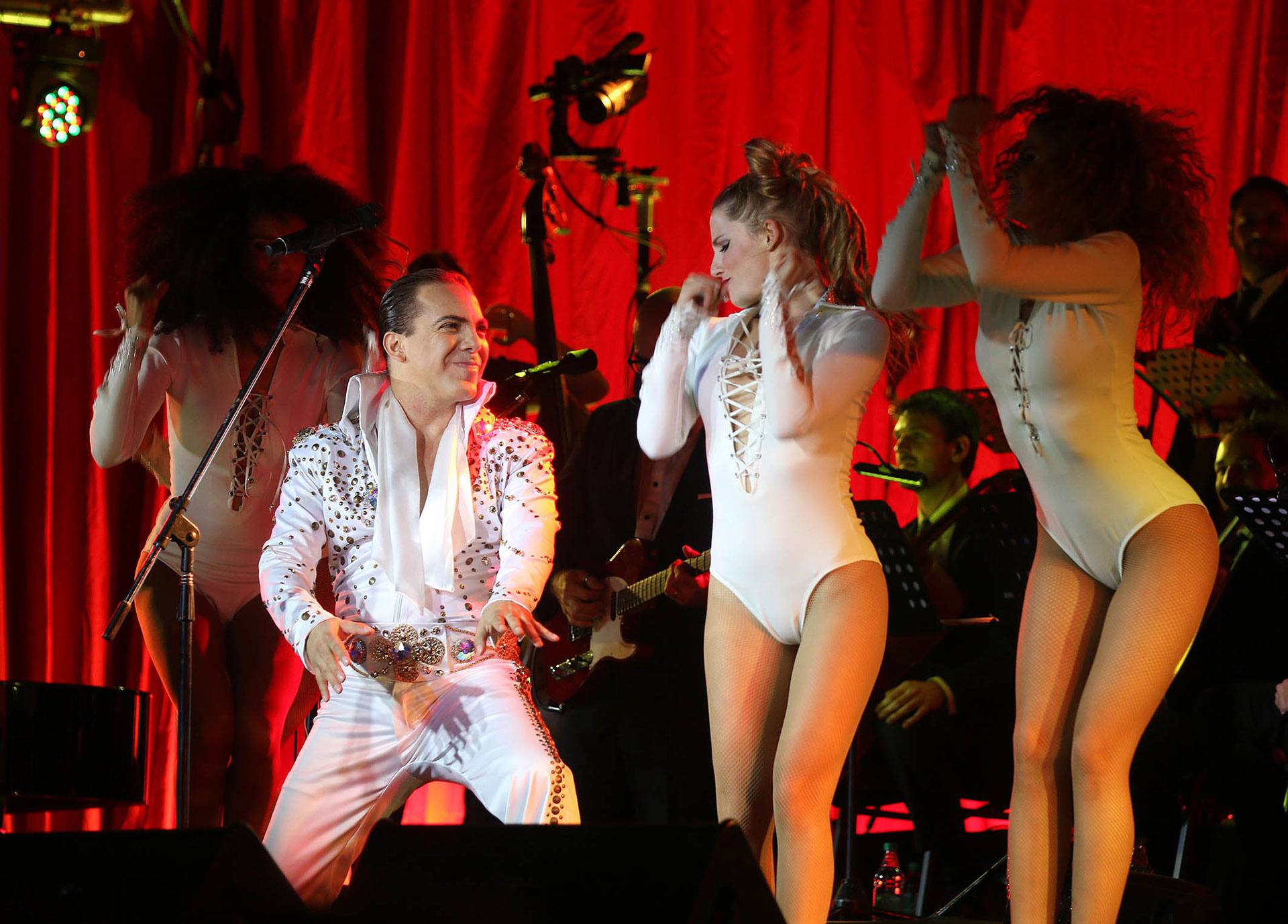 Cristian Castro cantó varios temas del reconocido y popular cantante argentino en el espectáculo llamado “Como lo hice yo, historia de un ídolo” (Verónica Guerman)