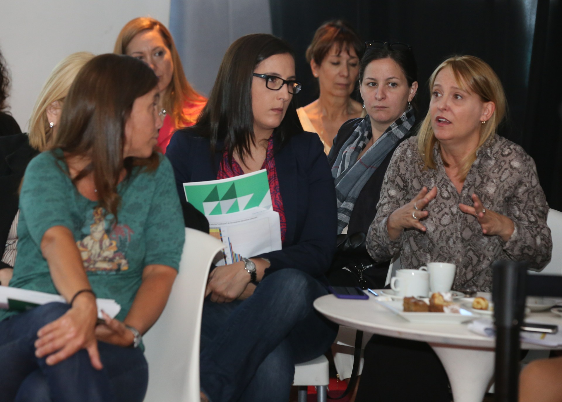 Las mujeres debatieron acerca del futuro femenino dentro del mundo laboral