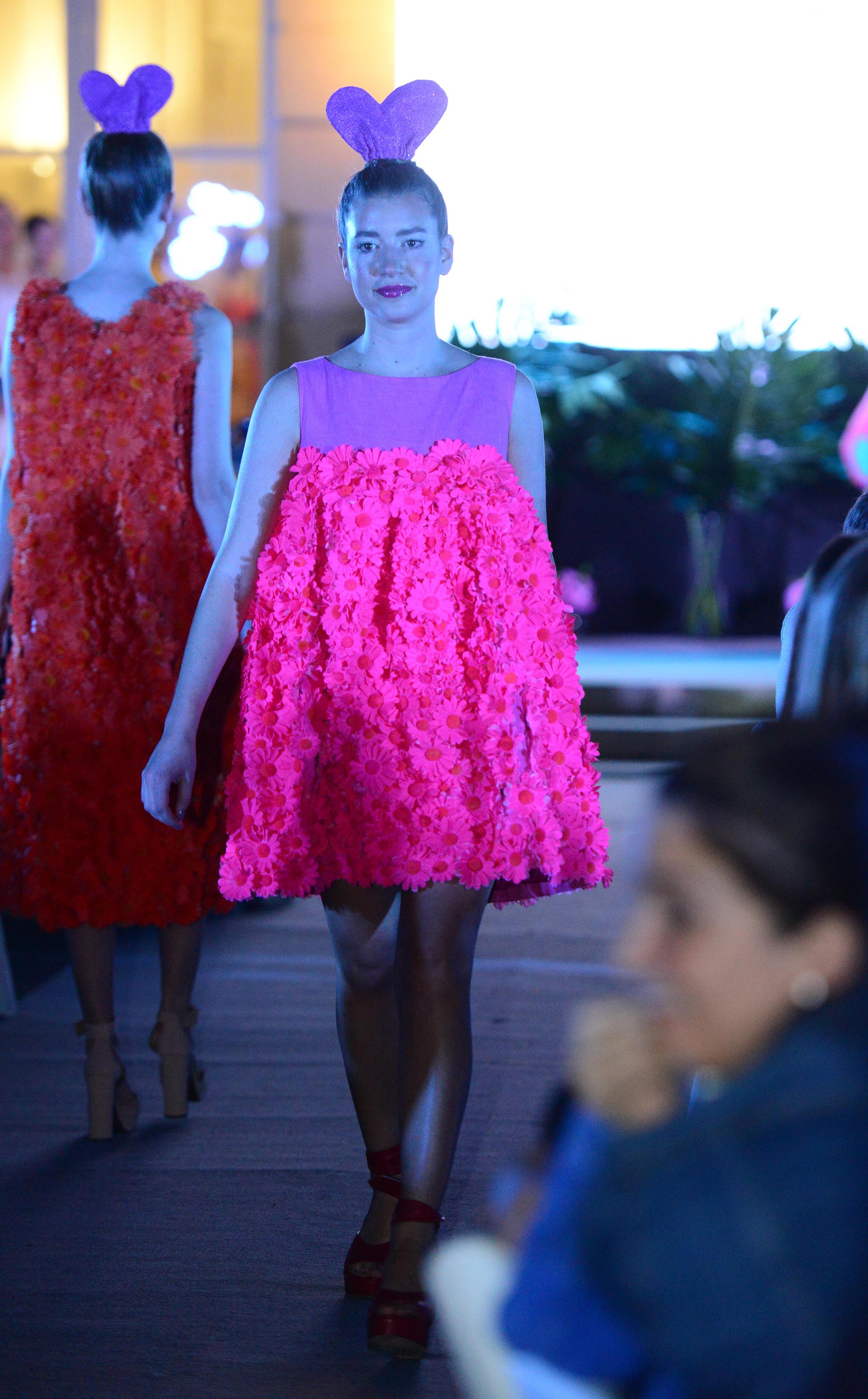 La influencer Angie Landaburu luciendo la última colección de Agatha Ruiz