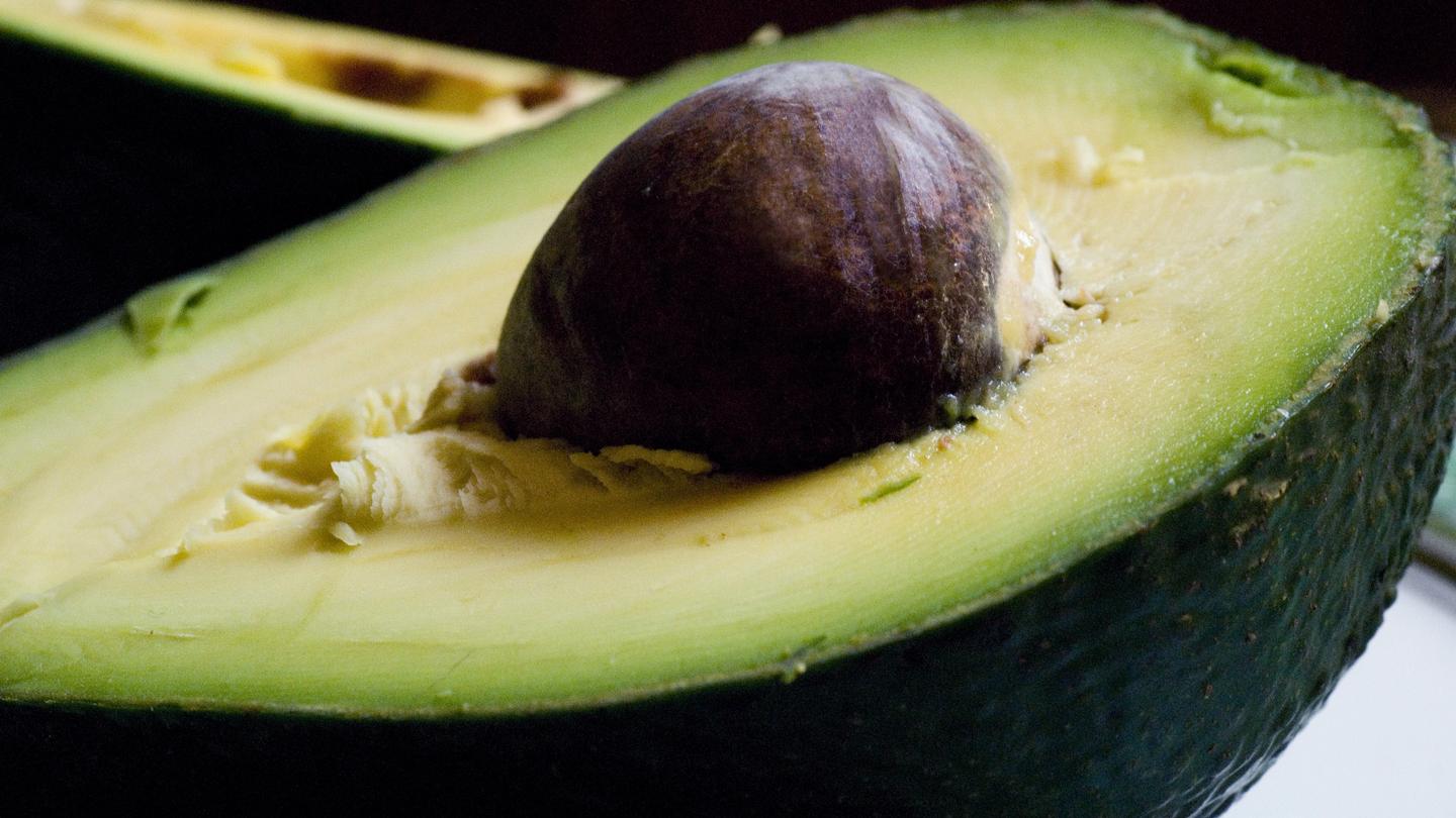 Un chef llamó a los aguacates “los diamantes de sangre de México”