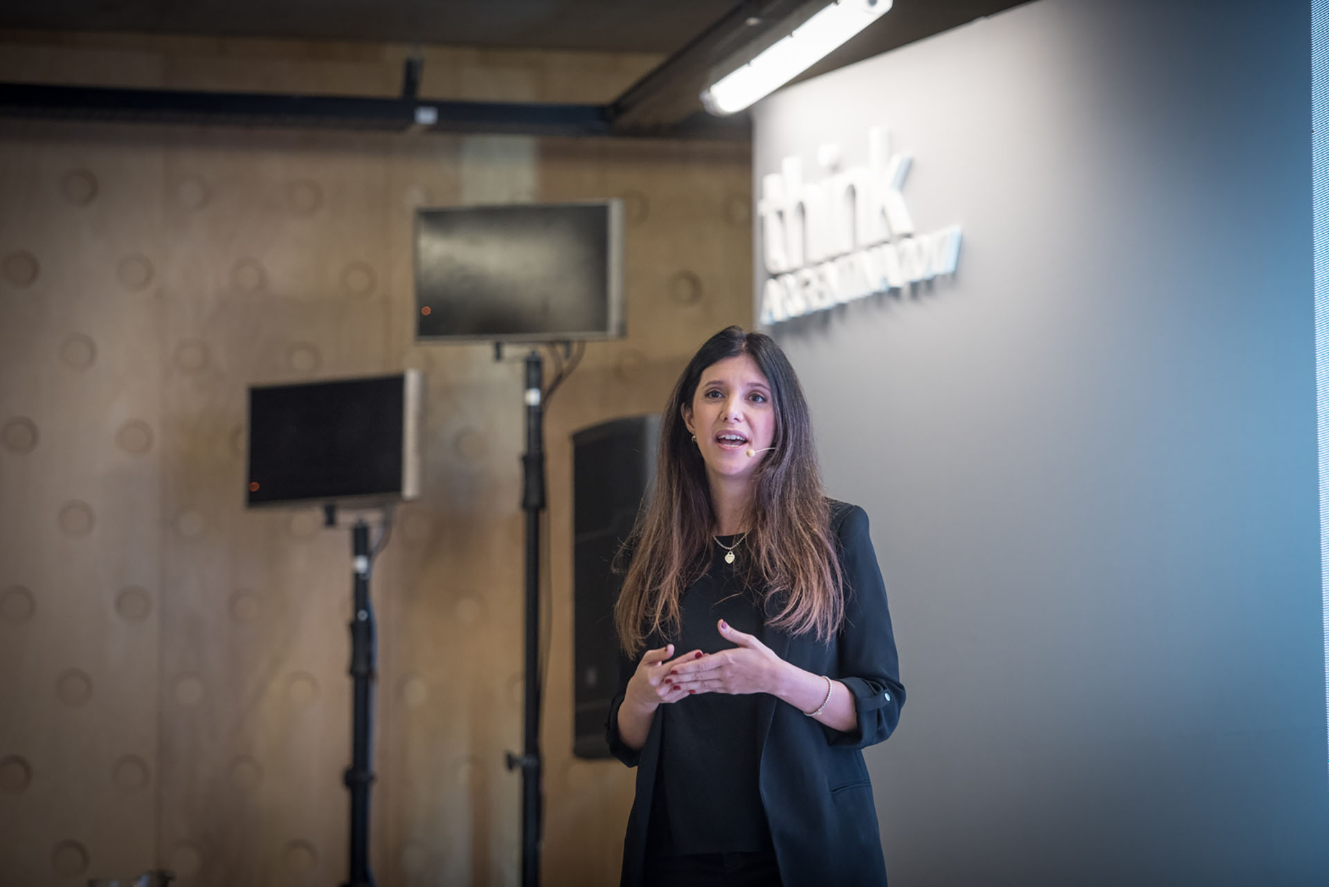 Eugenia Denari, gerente de Marketing de Google Argentina, compartió casos de éxito de emprendedores, pymes y organizaciones sociales beneficiadas por las iniciativas de la compañía.