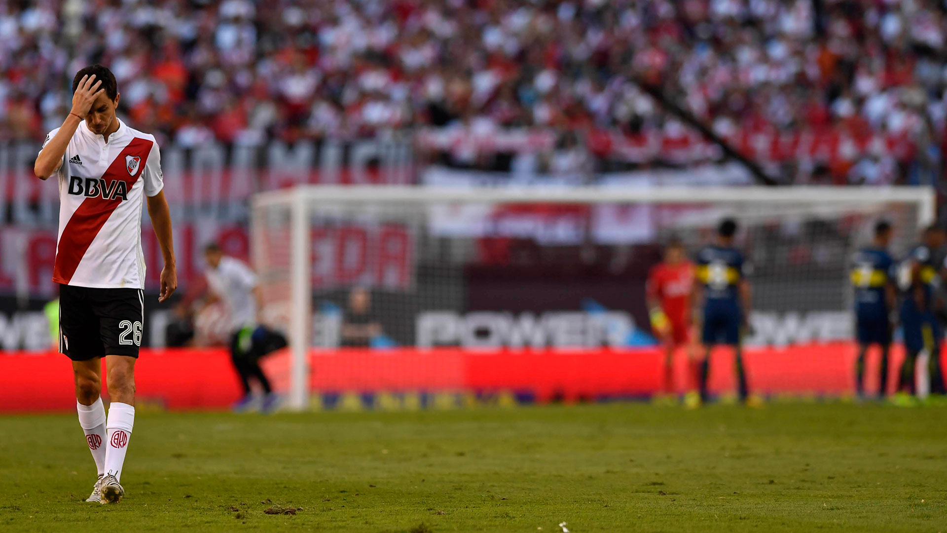 El lamento de Ignacio Fernández al momento de irse expulsado es el de todo River