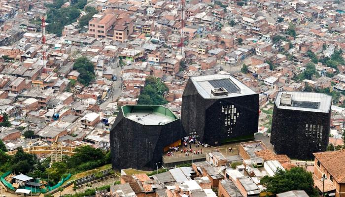 Las bibliotecas públicas son el mayor ejemple de integración