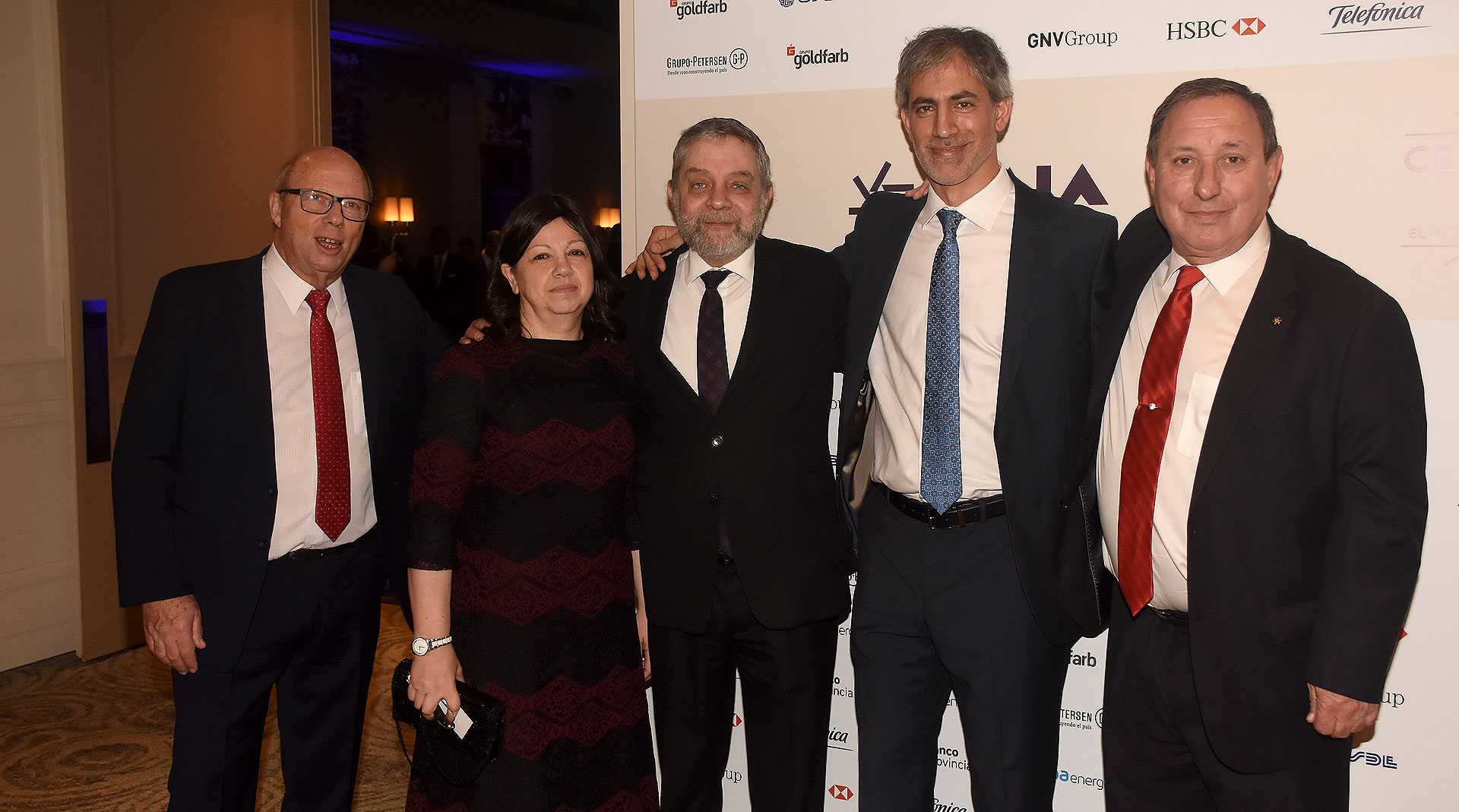 Mario Sobol, ex secretario general de AMIA; Leonardo Jmelnitzky, ex presidente de AMIA, y su mujer; el abogado Miguel Bronfman y el secretario de actas de AMIA, Gabriel Gutesman