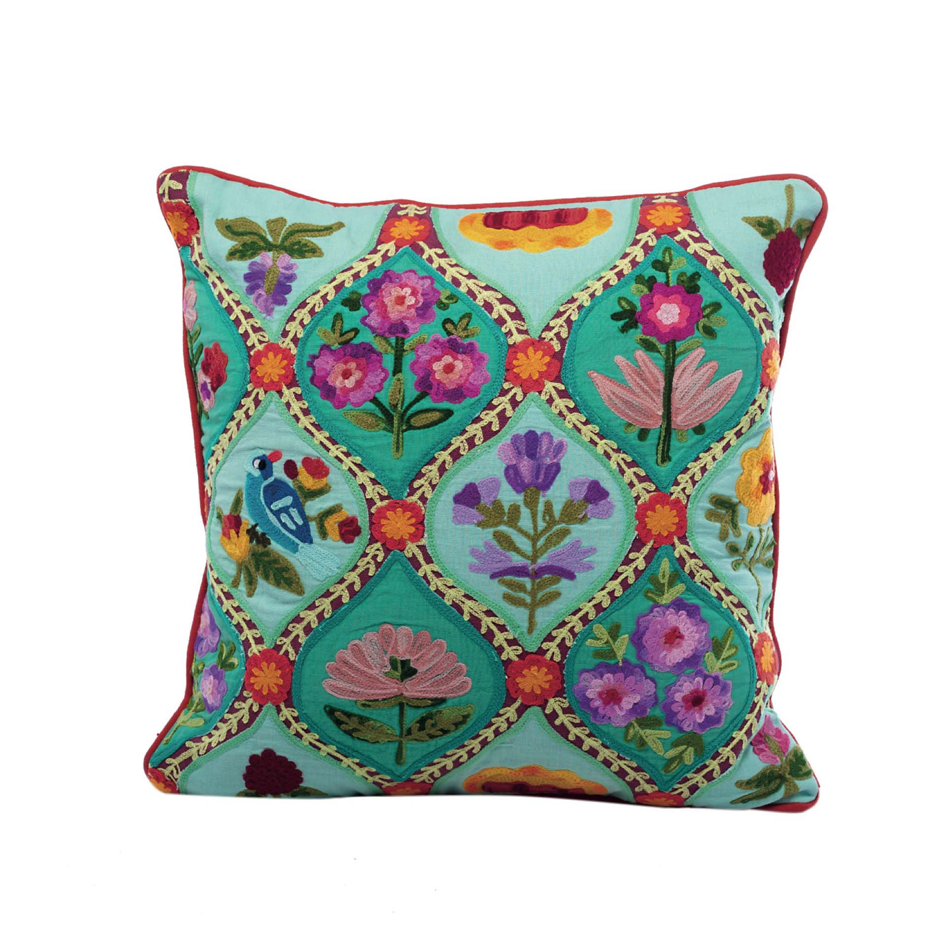 Almohadón patchwork ($ 700).