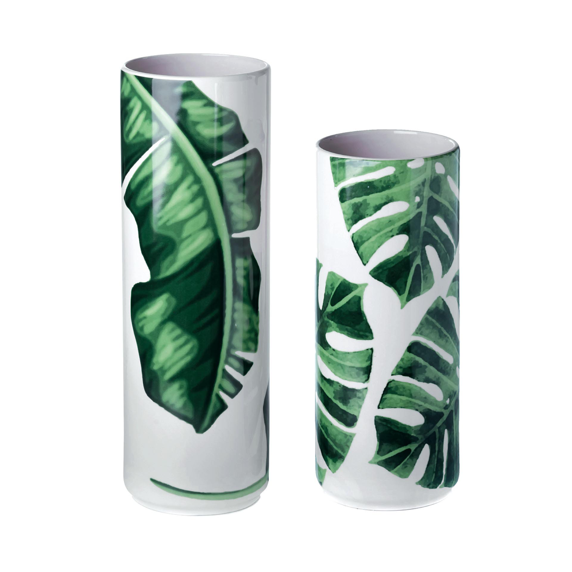 3. Floreros estampados ($ 210, mediano y $ 170, chico).