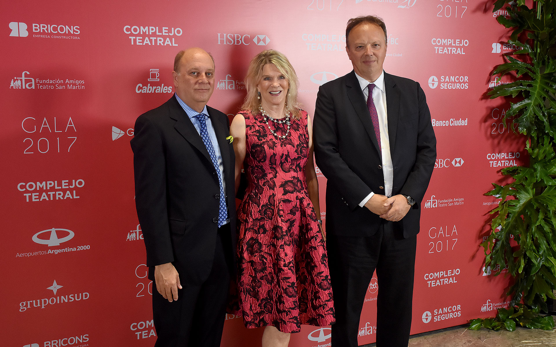 Martín Cabrales, Eva Soldati y Juan Ignacio Nápoli, presidente del Banco de Valores