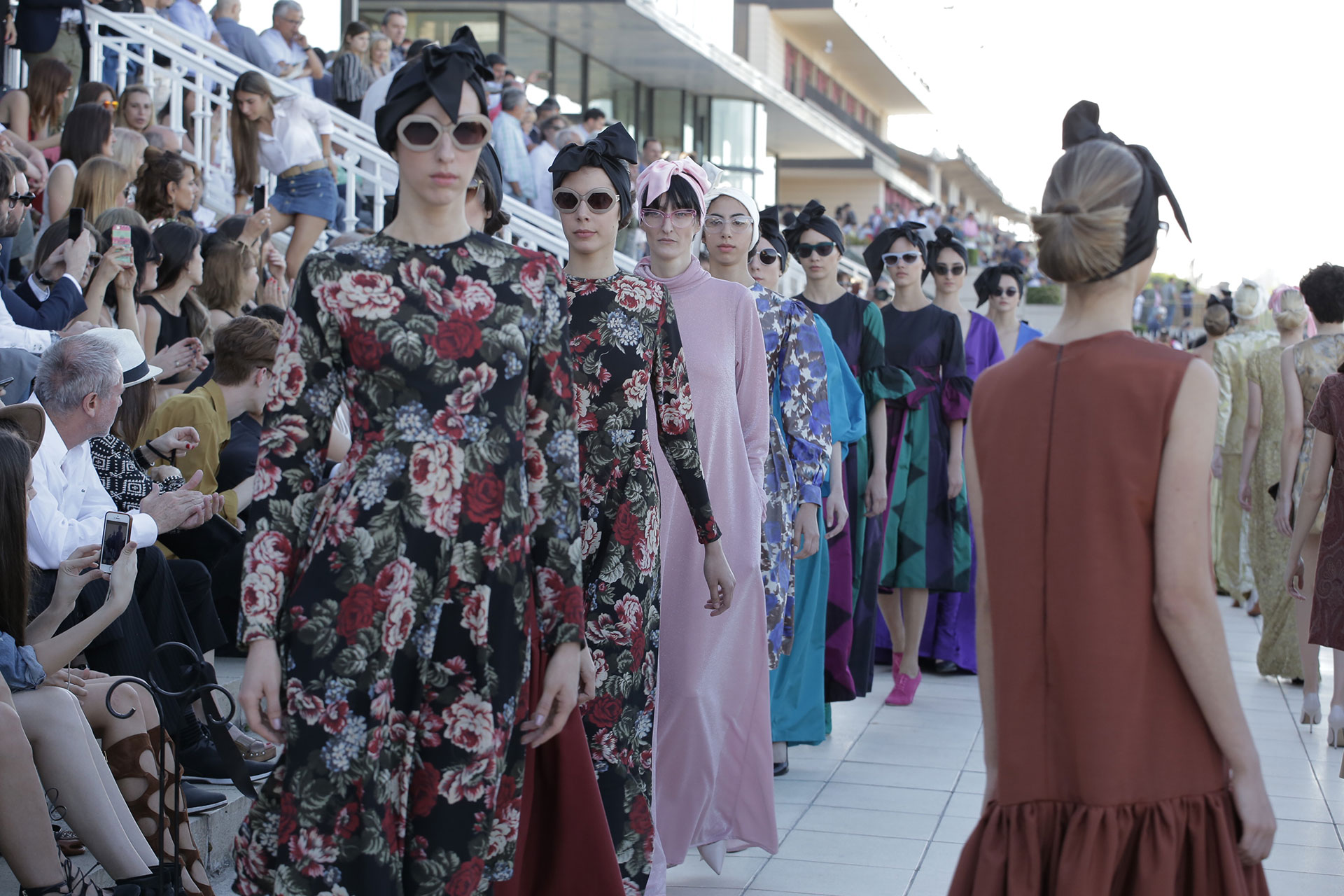 Más del desfile que tuvo como escenario el glamoroso Hipódromo de Palermo