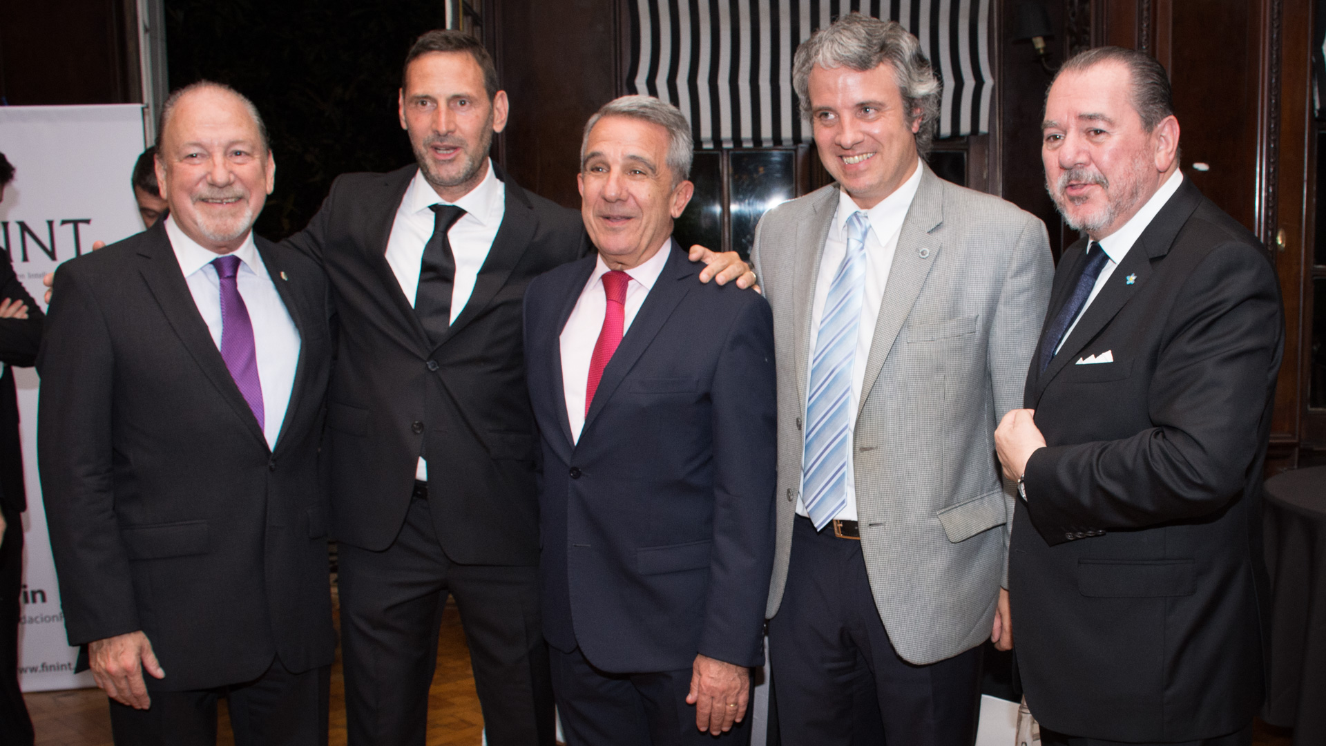 José Ernesto Scacchi, director Sociedad militar “Seguro de Vida”, Juan Félix Marteau, creador de la Fundación de Investigaciones en Inteligencia Financiera (FININT), Reinaldo Daniel Corvalán director Sociedad militar “Seguro de Vida”, Pedro Atés, jefe Depto Control y Prevención de Lavado de Activos, Sociedad militar “Seguro de Vida”, Mario Montoto, presidente de TAEDA y de la Cámara Argentino-Israelí