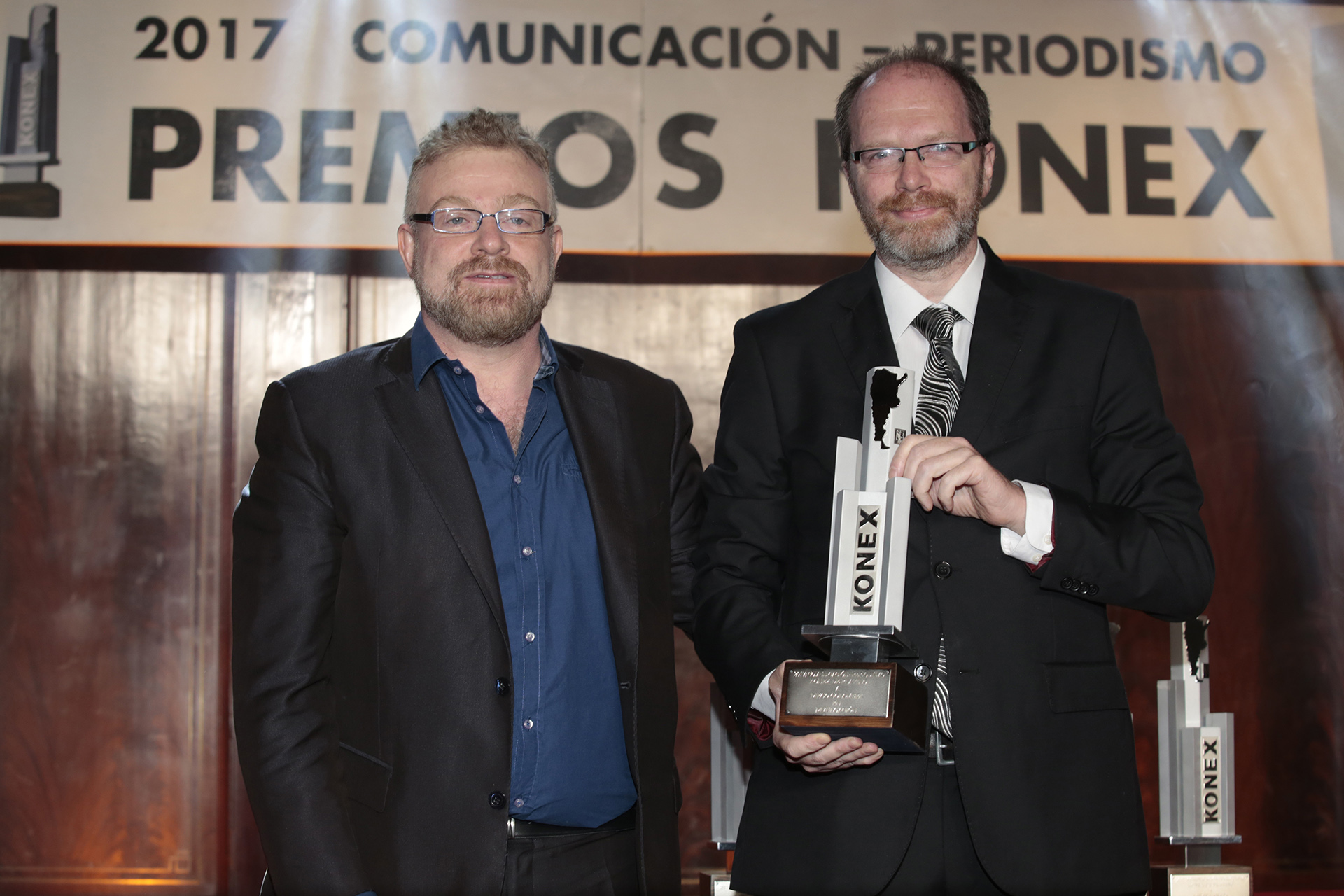Rabinovich también entregó el Konex en la categoría Divulgación a Diego Golombek