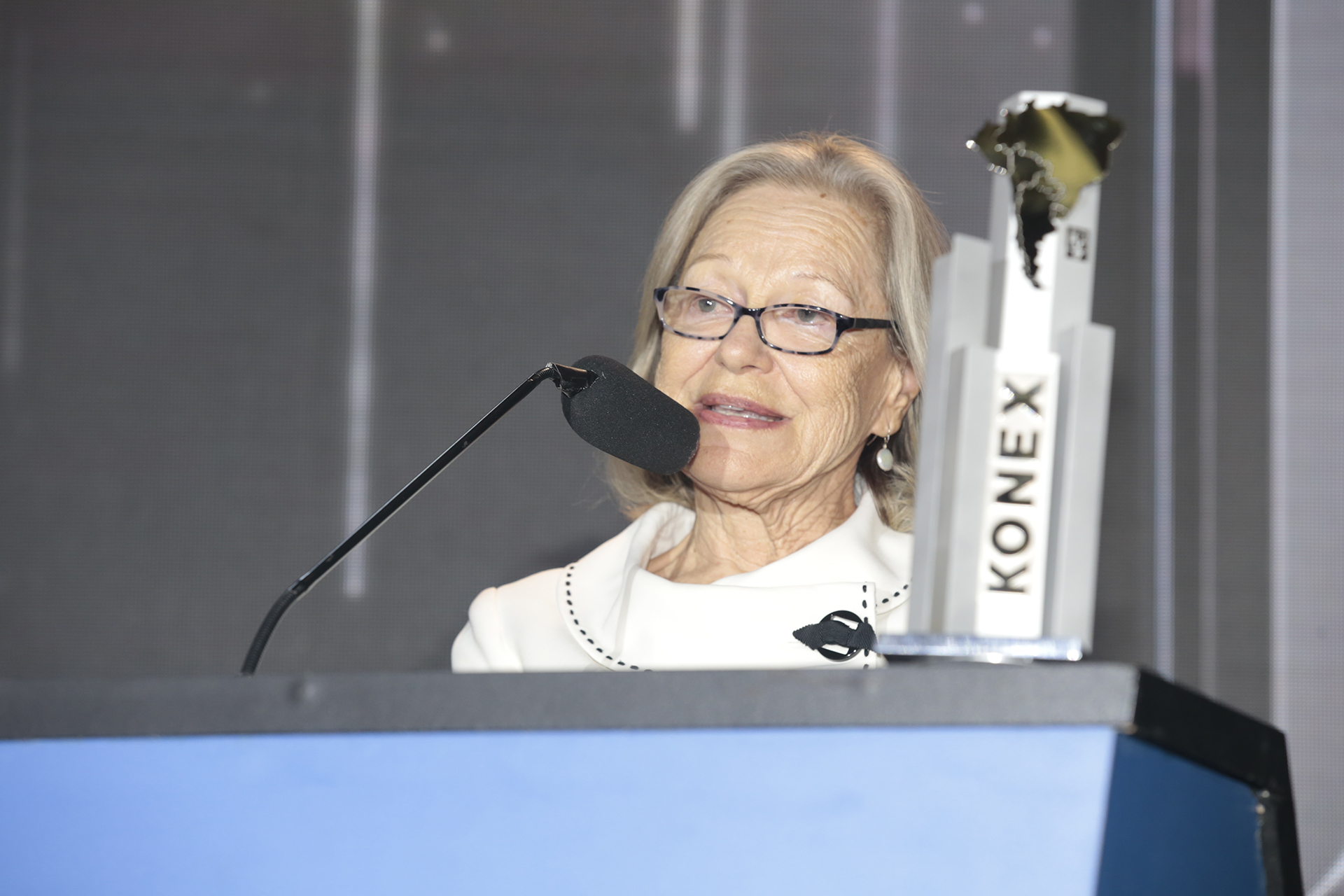 Dorrit Harazim, ganadora del Konex Mercosur (Brasil). Los Konex Mercosur de entregaron a las personalidades más relevantes de la Comunicación- Periodismo de los países de la región