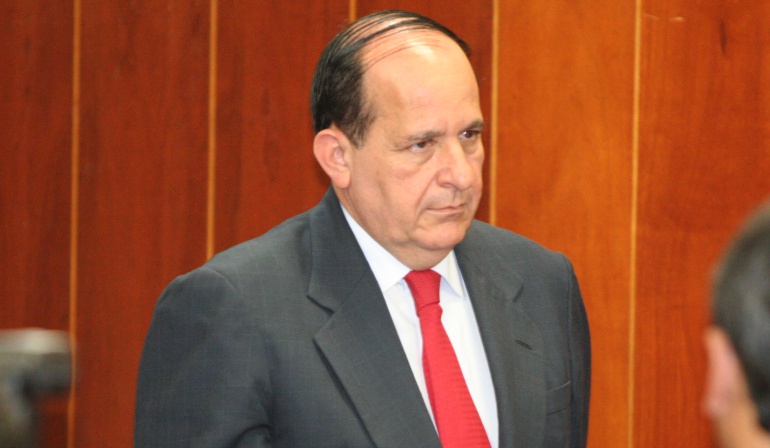 Álvaro Ashton, otro de los senadores denunciados por la Fiscalía.