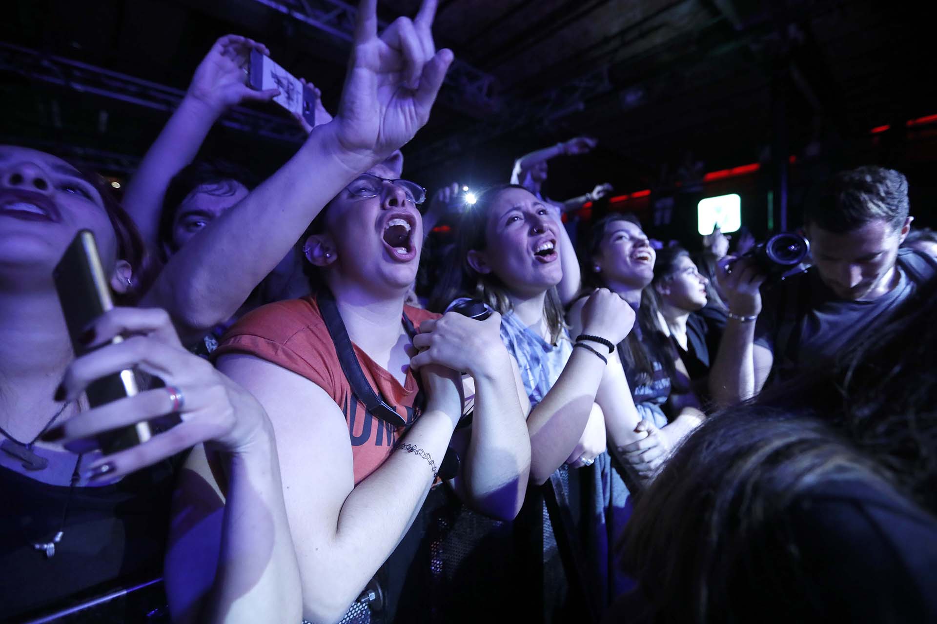 Las fans de los hermanos Sardelli, enardecidas.