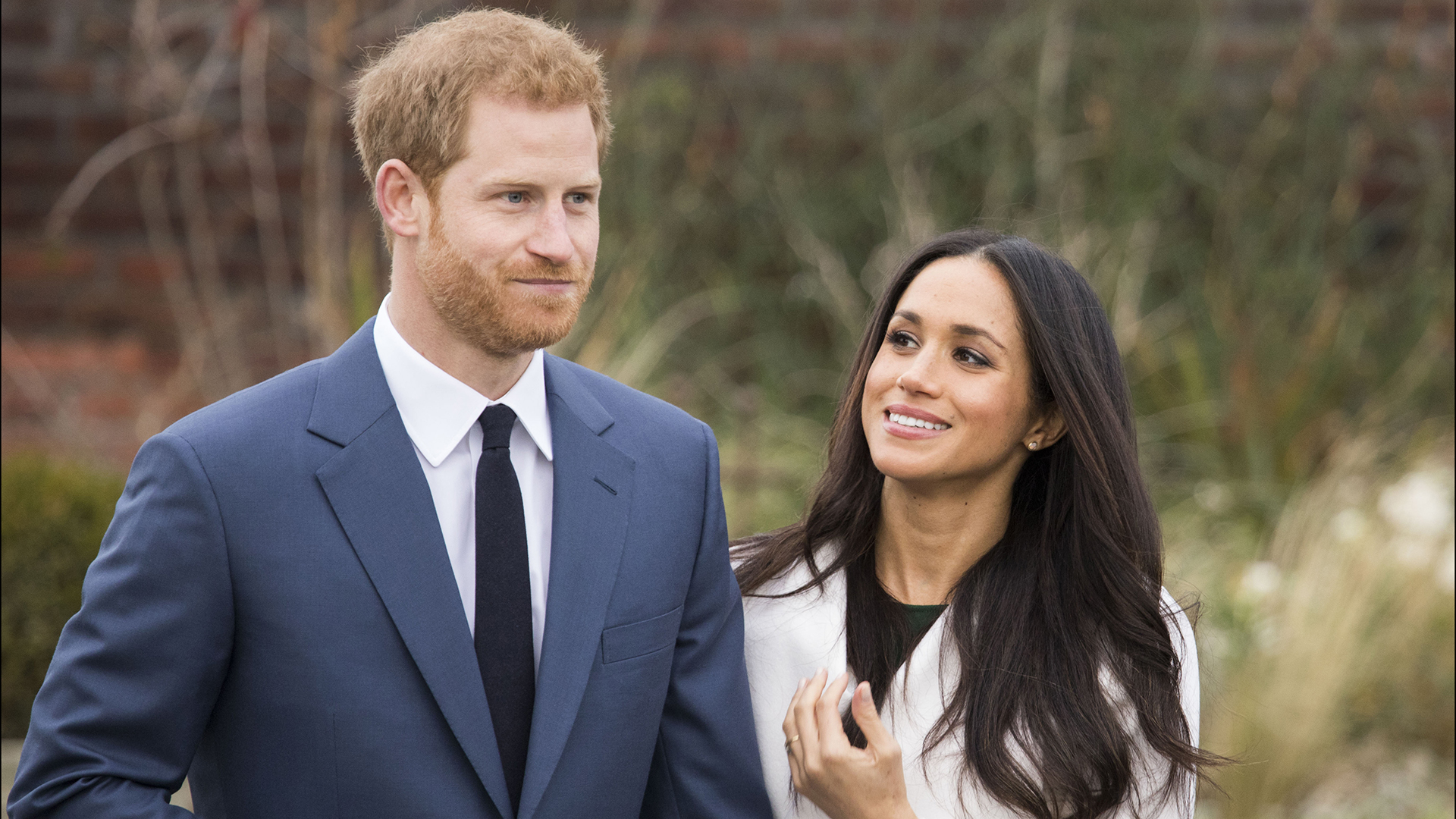 Meghan Markle ya habría elegido su diseñadora para su vestido de novia - Infobae Meghan Markle ya habría elegido su diseñadora para su vestido de novia - Infobae