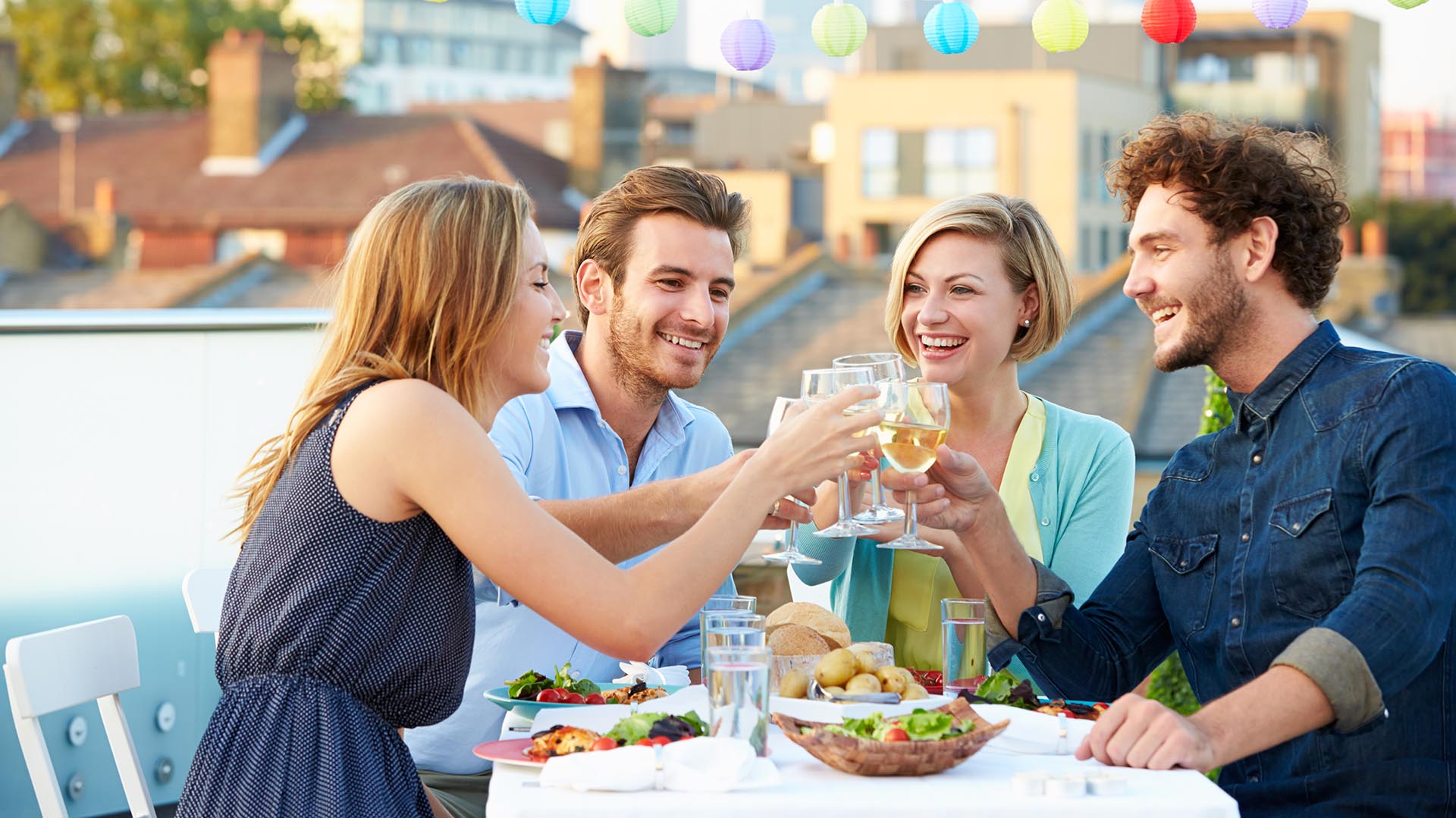 La oferta de dietas milagrosas aumenta, en tiempos en los que se multiplican los festejos (Getty Images)