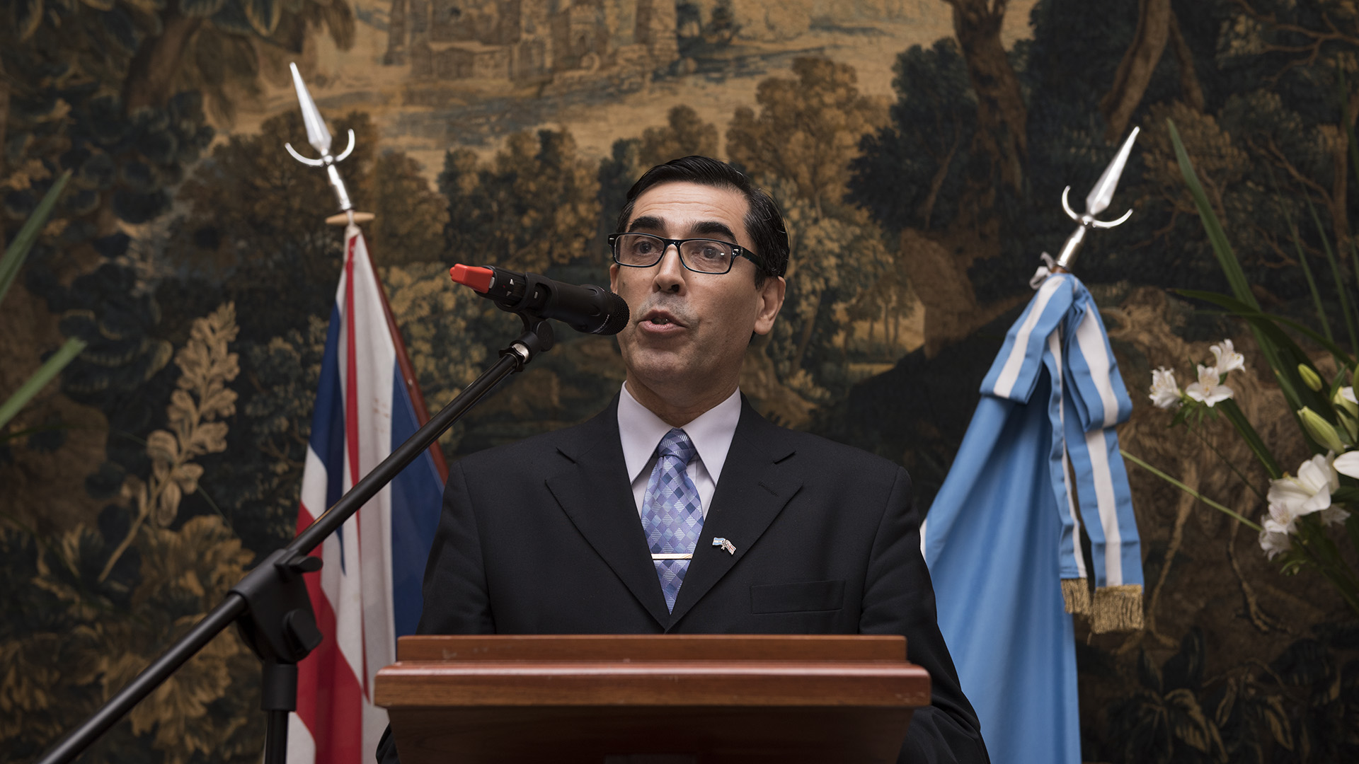 El histórico mayordomo, Samuel “Sam” Victoria, recordó algunas anécdotas de sus más de dos décadas en la casa, por la que pasaron los Rolling Stones y Lady Di, entre muchísimas otras figuras de peso internacional