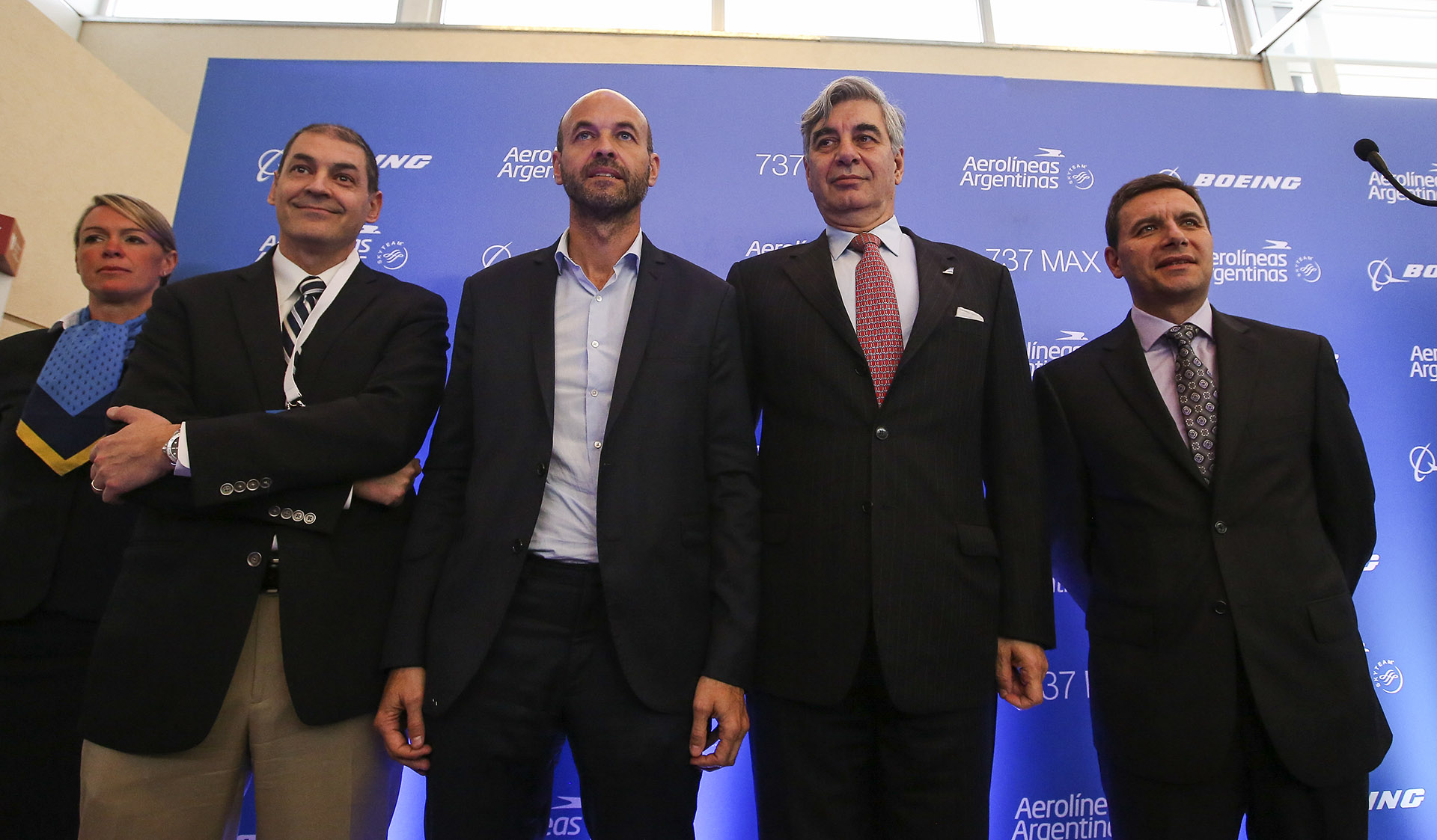El ministro de Transporte, Guillermo Dietrich, junto a Mario Dell’ Acqua, presidente de Aerolíneas Argentinas