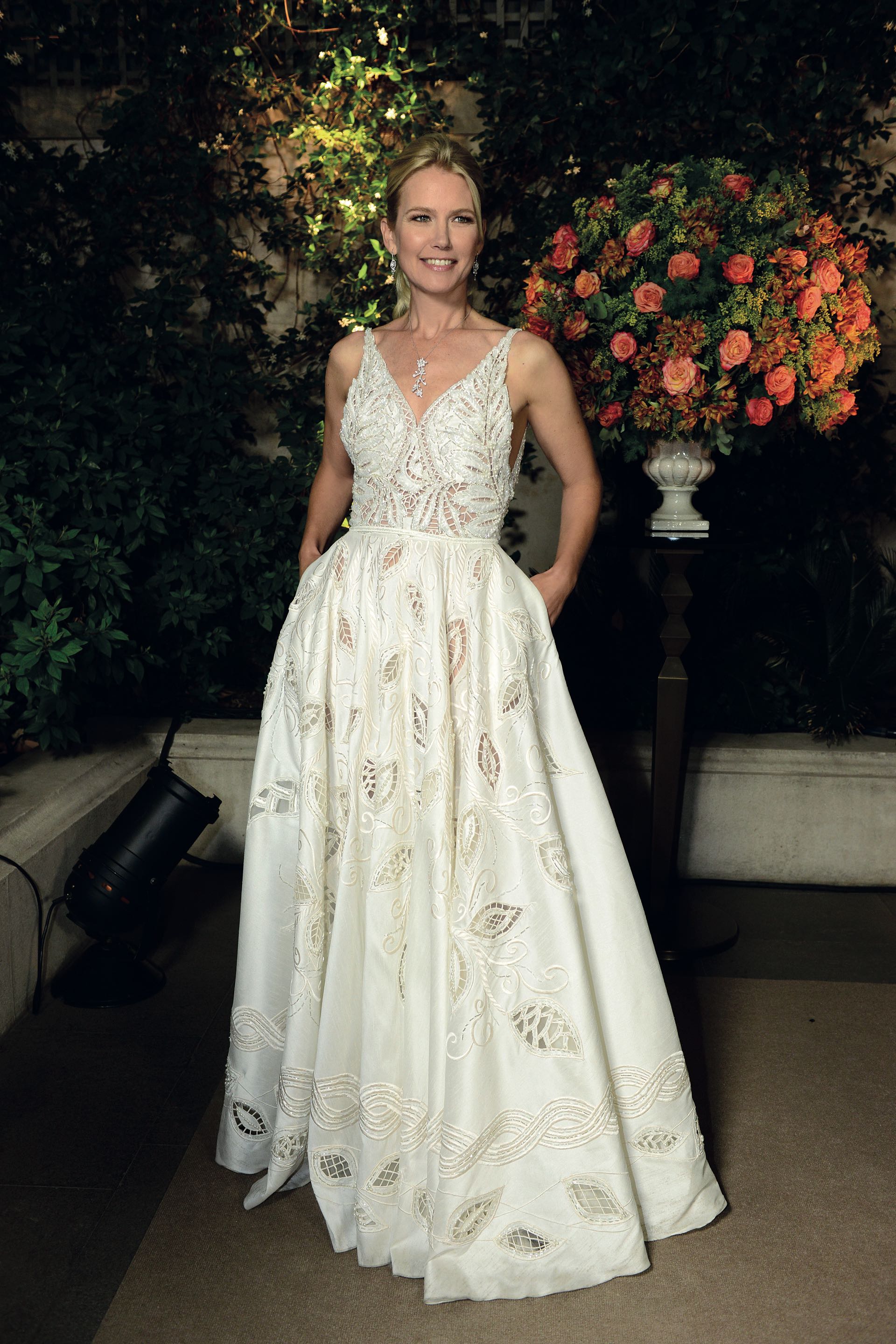 Valeria Mazza optó por un vestido de Javier Saiach.