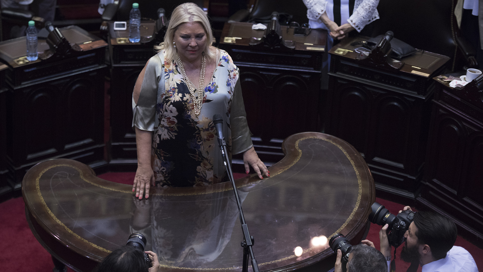 La jura de Elisa Carrió