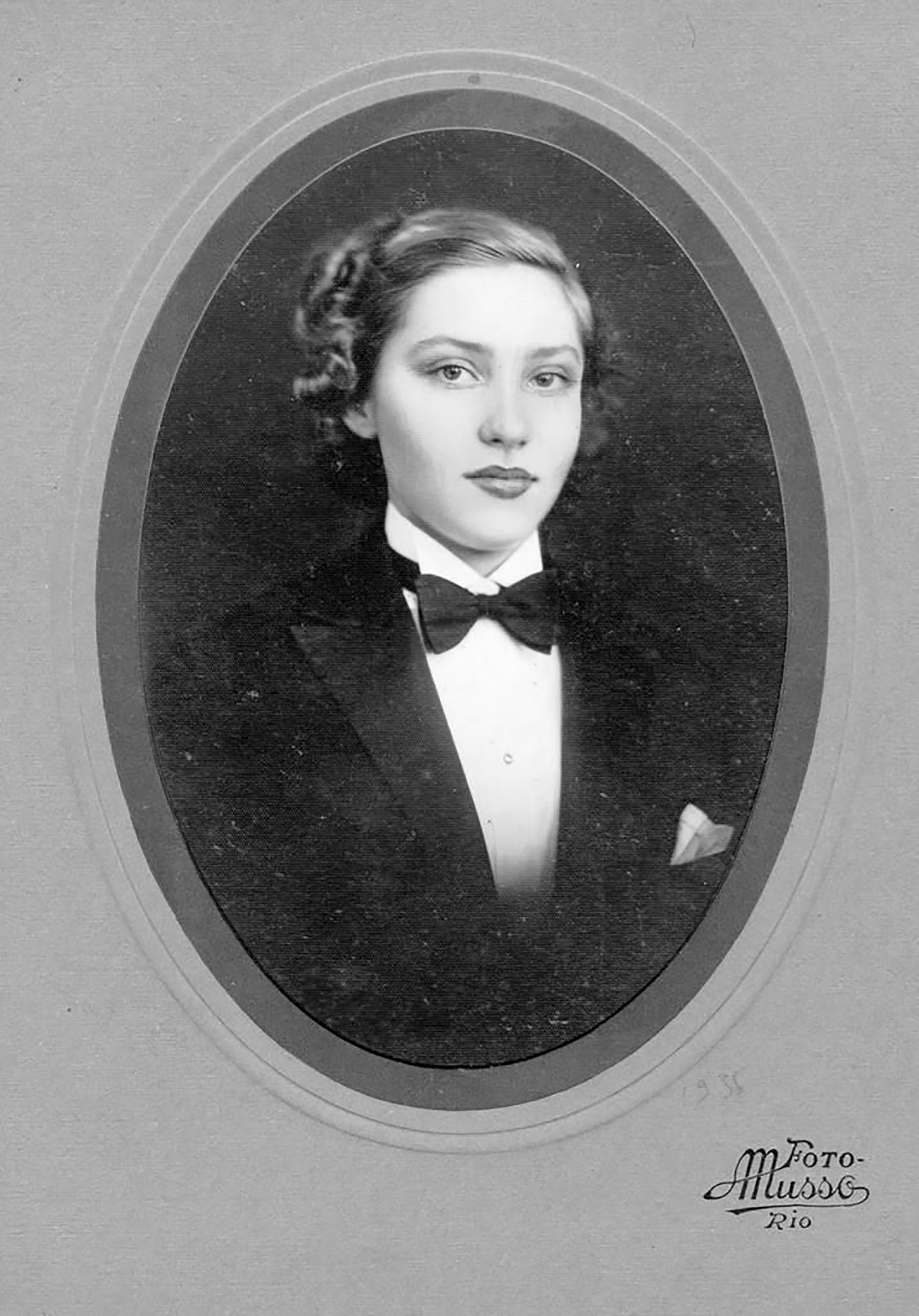 Clarice Lispector, muy joven