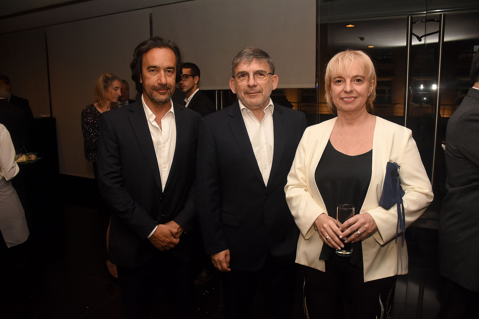 El secretario de Medios de la provincia de Buenos Aires, Mariano Mohadeb; el secretario de Comunicación Pública, Jorge Grecco, y Silvana Giúdice, directora de ENACOM